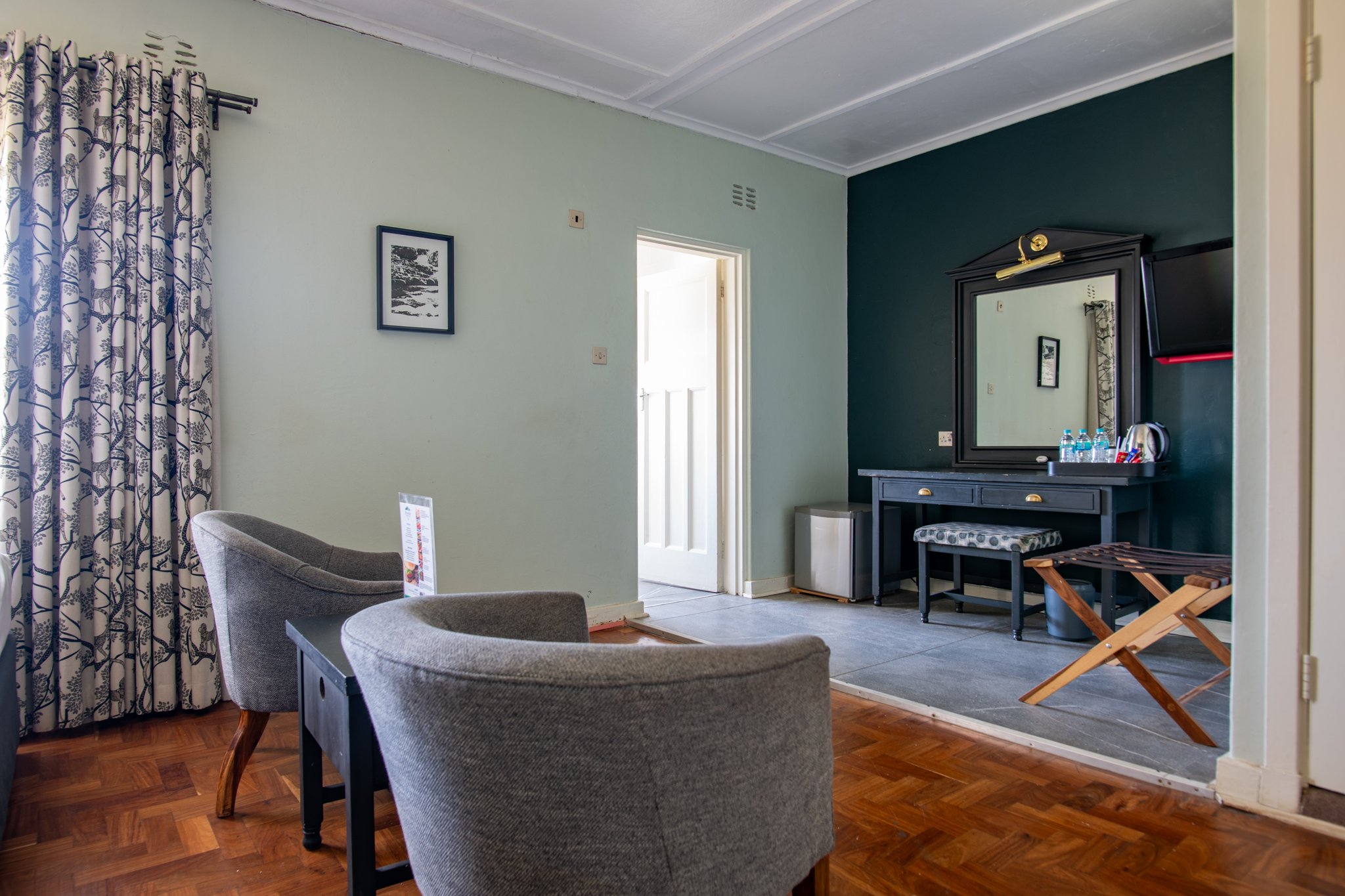 Family_Room03_S