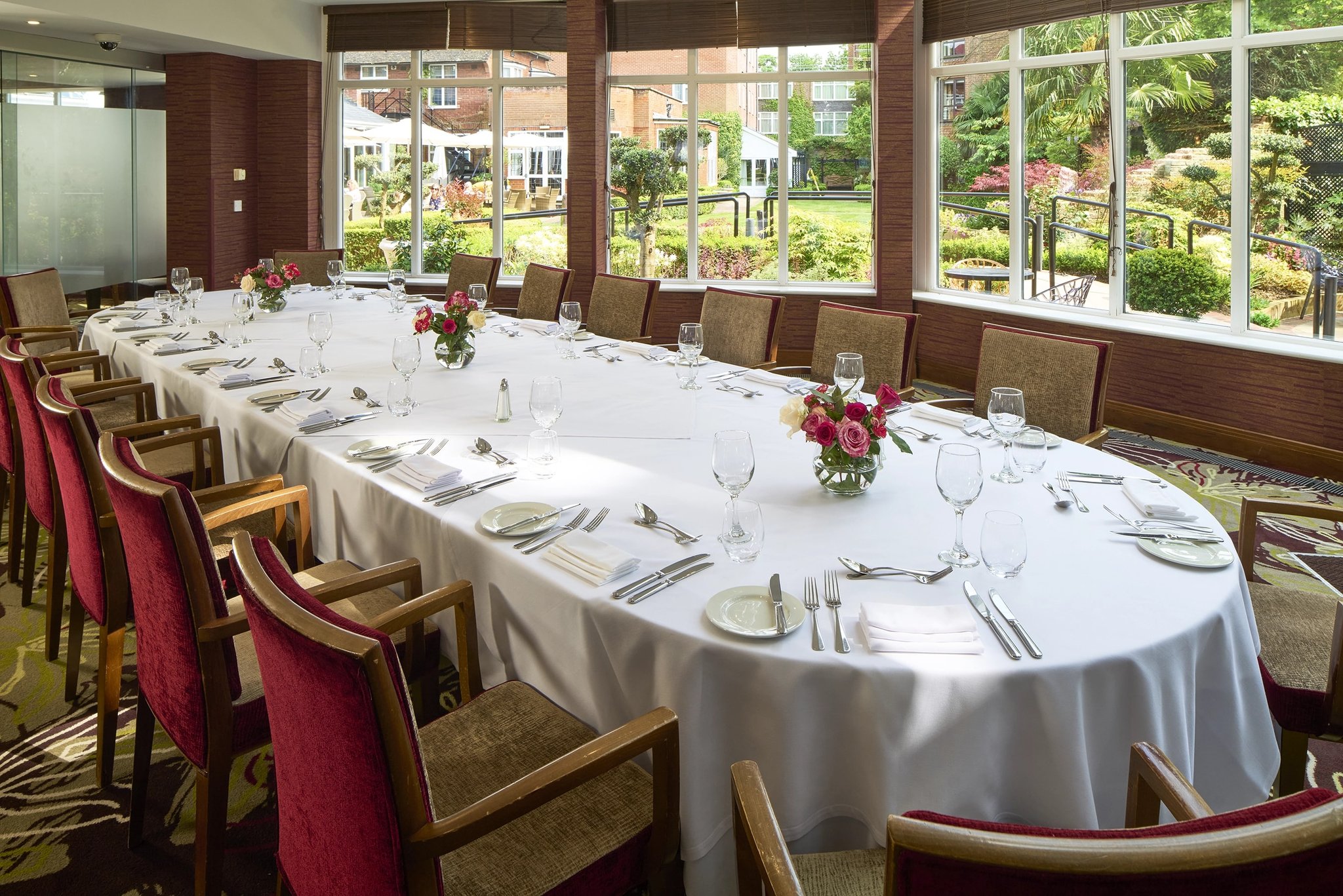 bull-meetings-events-garden-room_(2)_S