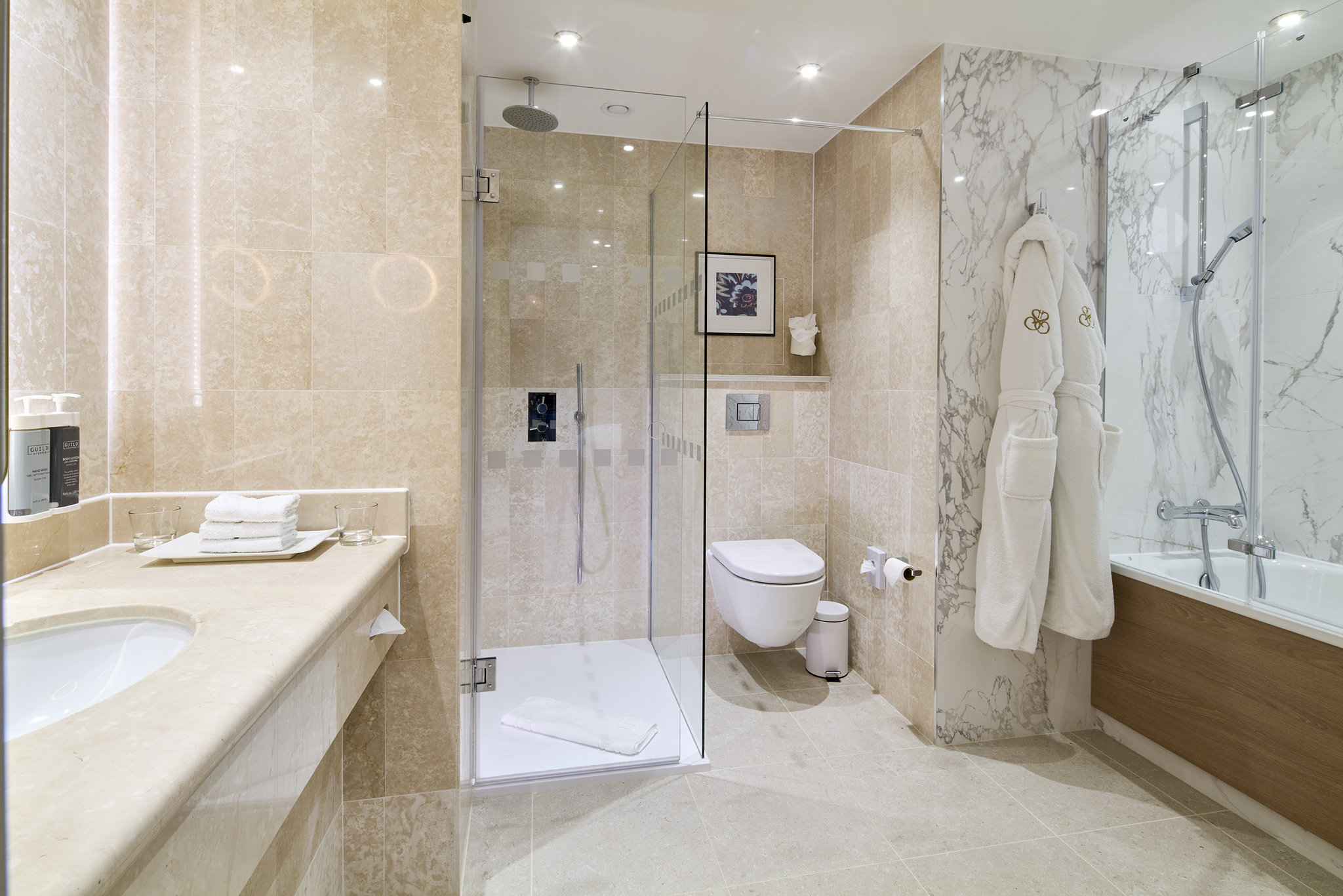 Signature_Bathroom_S