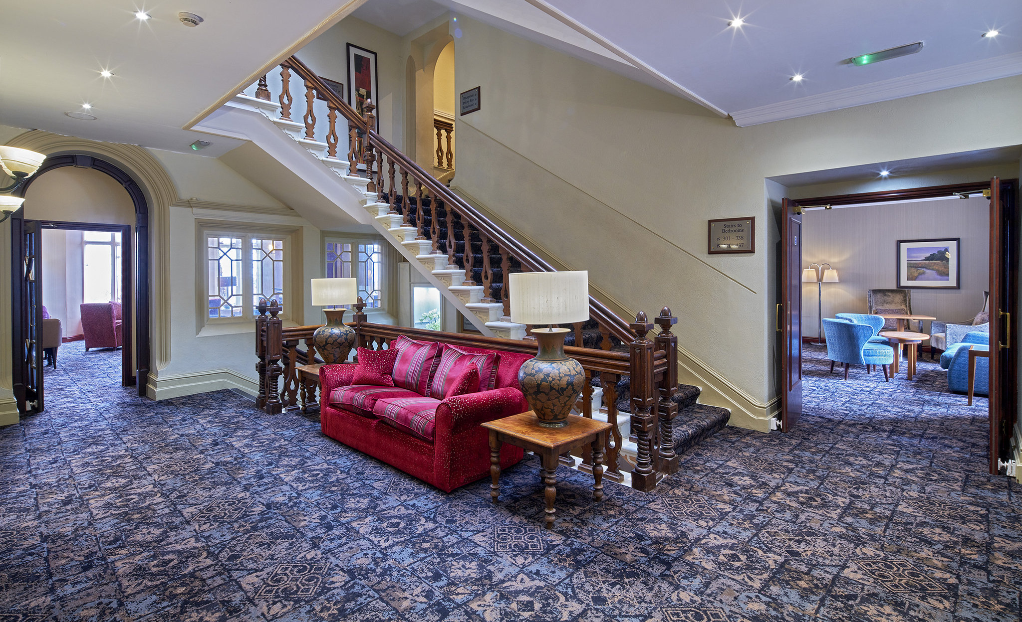 1669Sa-tonyHphoto-102Cr_S