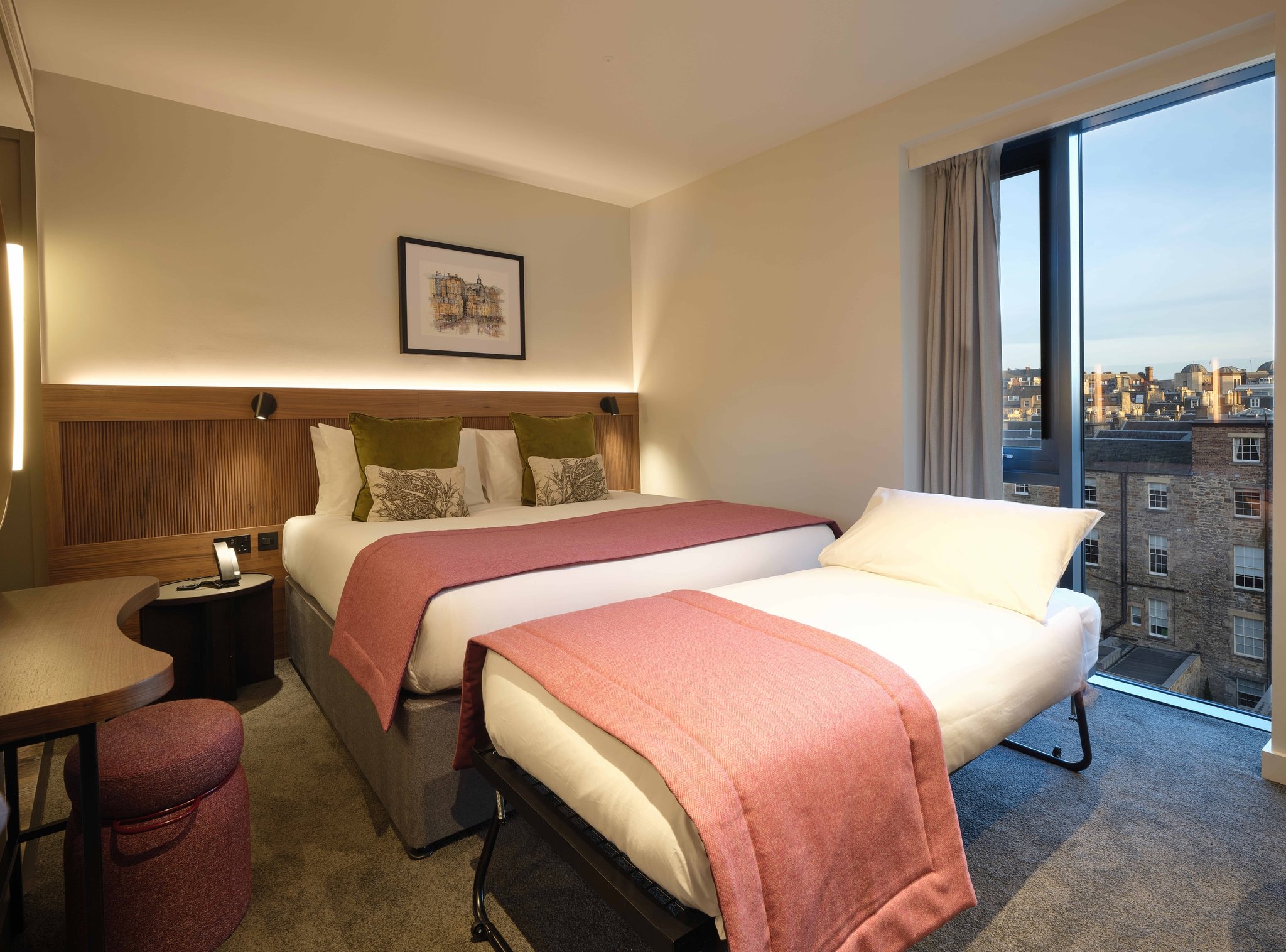 RESIDENT-EDINBURGH-SUPERIOR_TWIN-EXTRA-BED-1_S