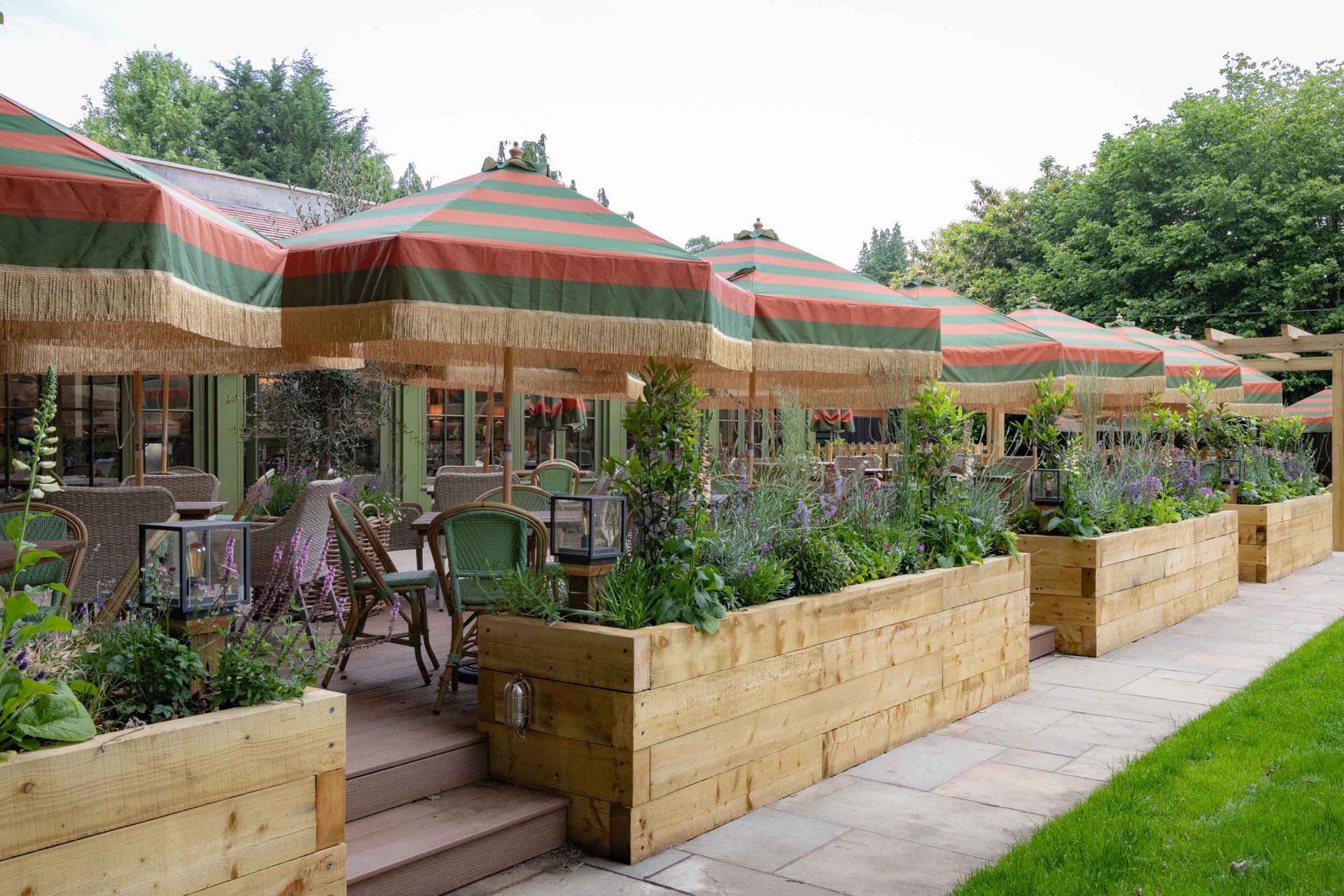 the-ragged-robin-godalming-exterior-042_S