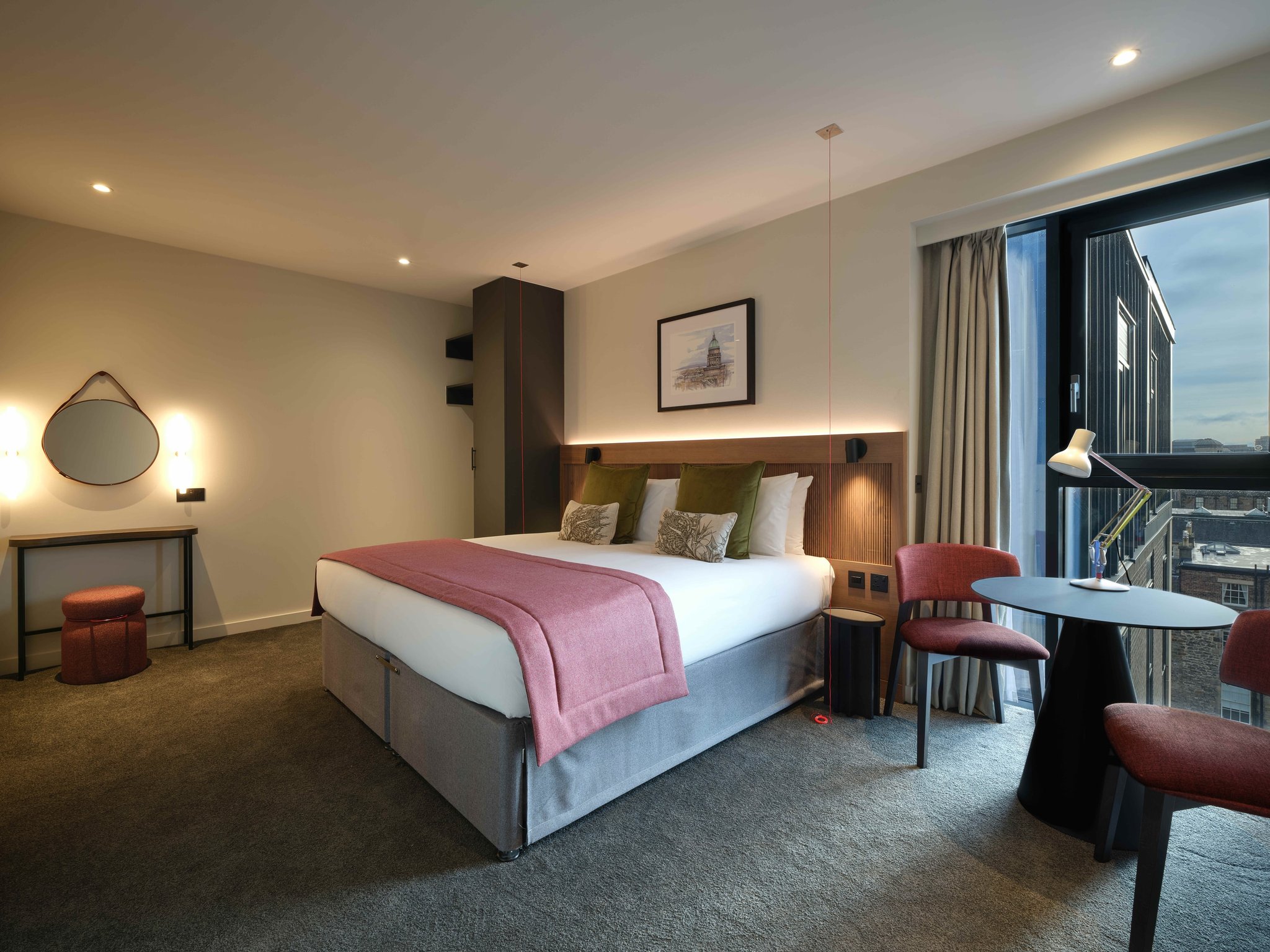 RESIDENT-EDINBURGH-SUPERIOR-ACCESSIBLE_S