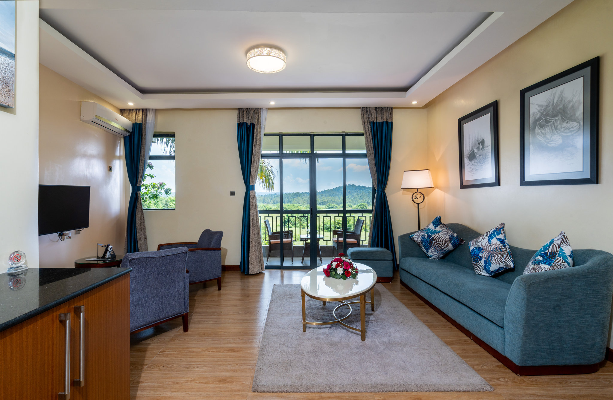 Executive_Suite-21_S