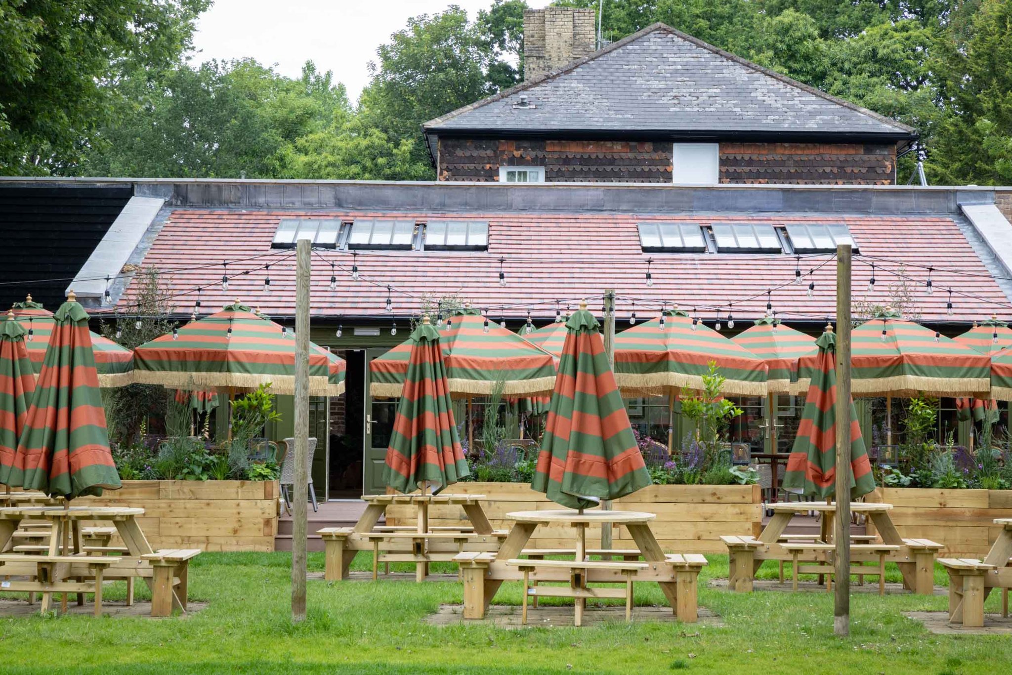 Beer_garden_2_S
