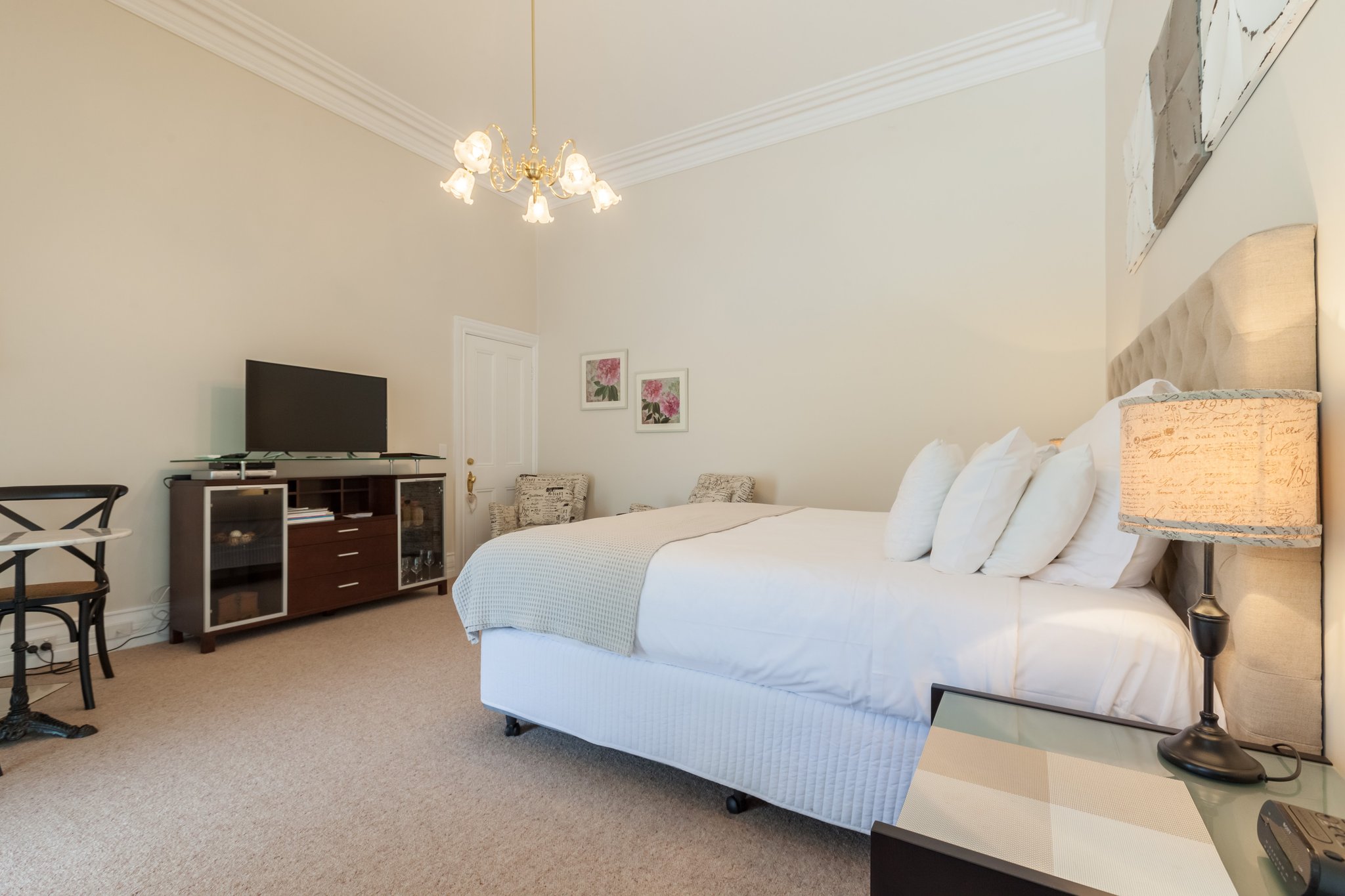 King_Spa_Room2_S