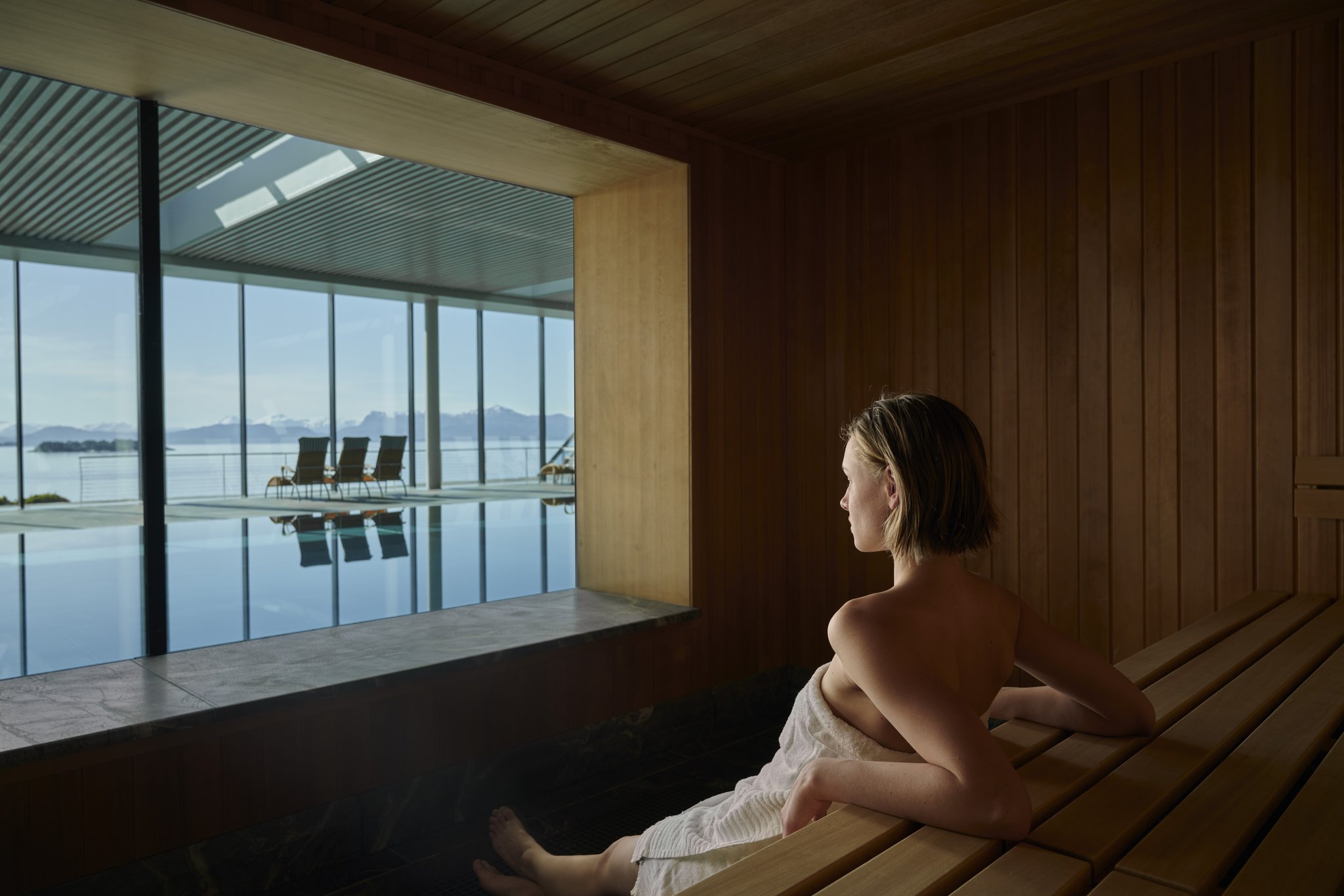 Sauna_with_view_S
