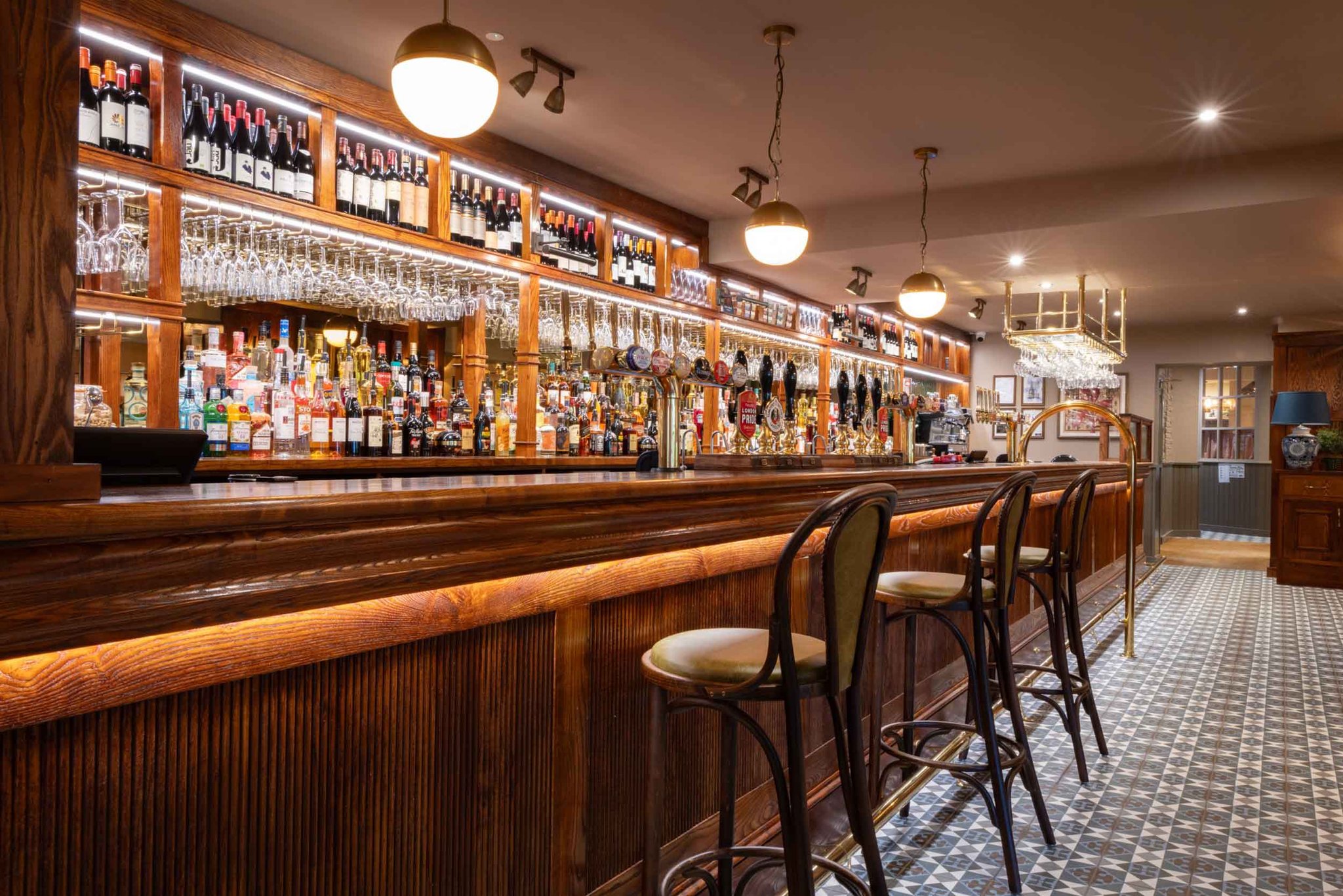 the-ragged-robin-godalming-bar-restaurant-002_S