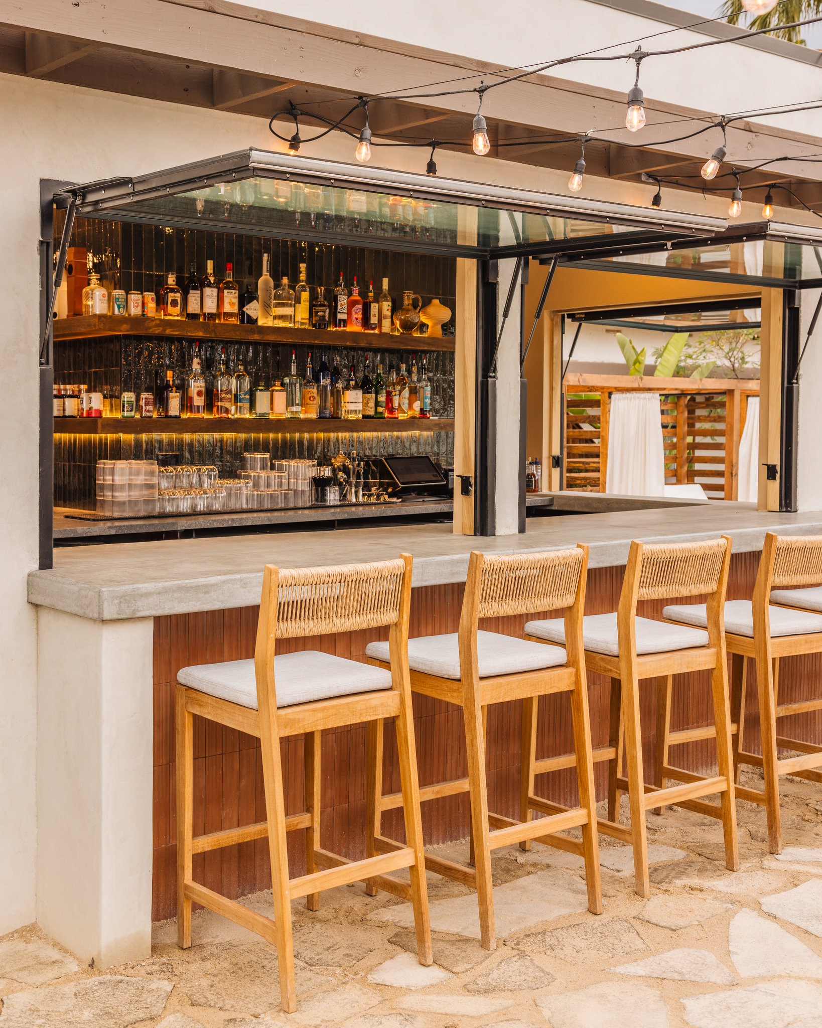 Bar_(3)_S