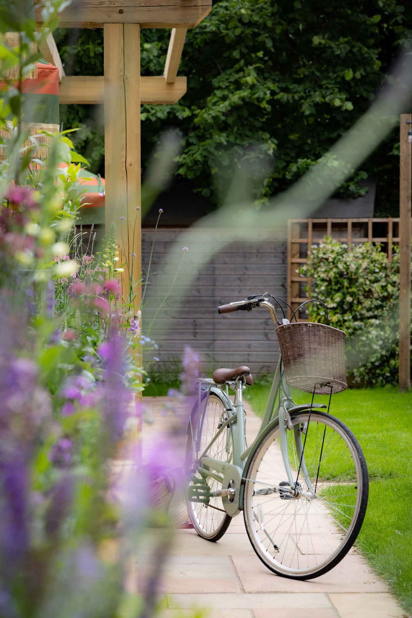 the-ragged-robin-godalming-exterior-056_S