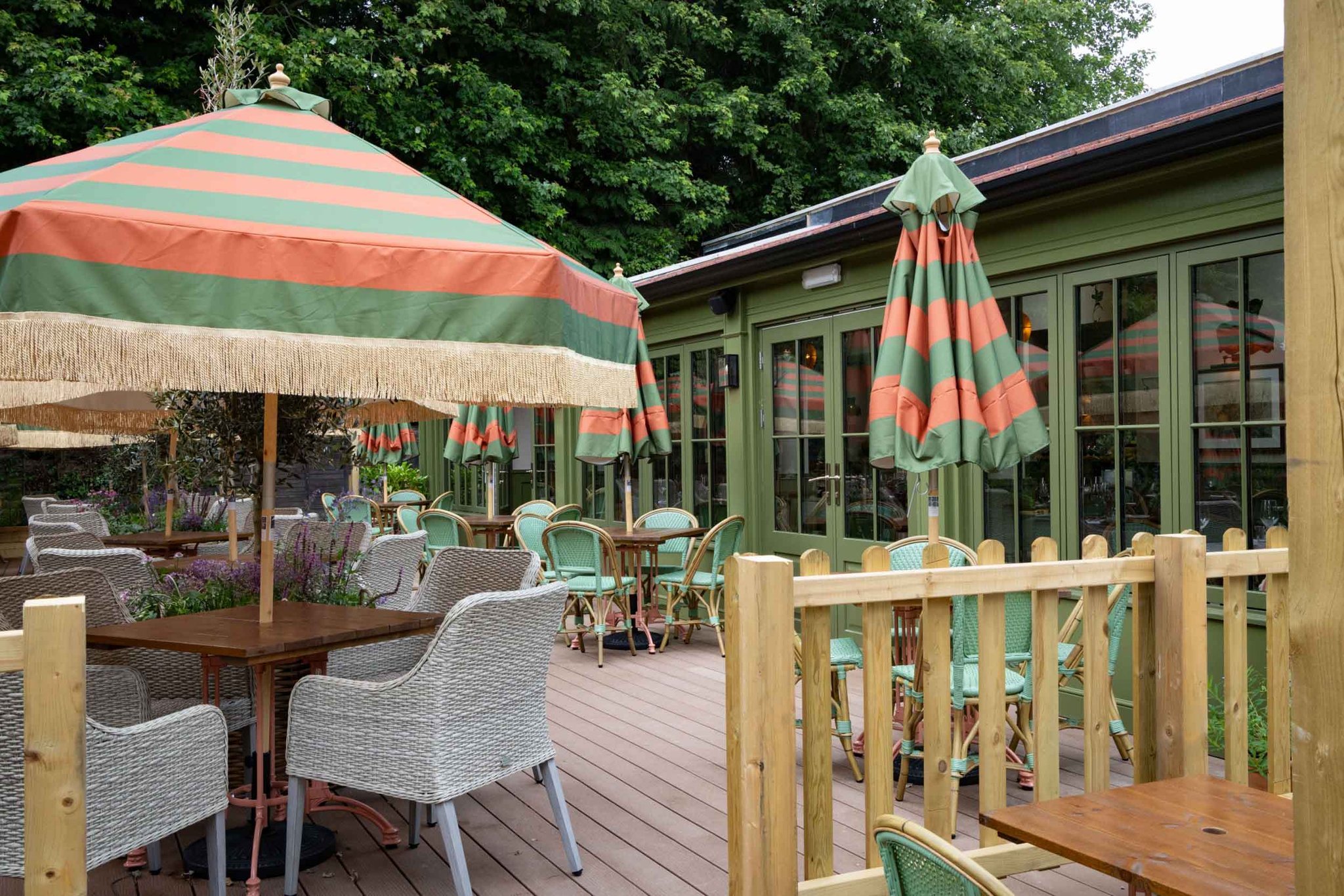 the-ragged-robin-godalming-exterior-070_S