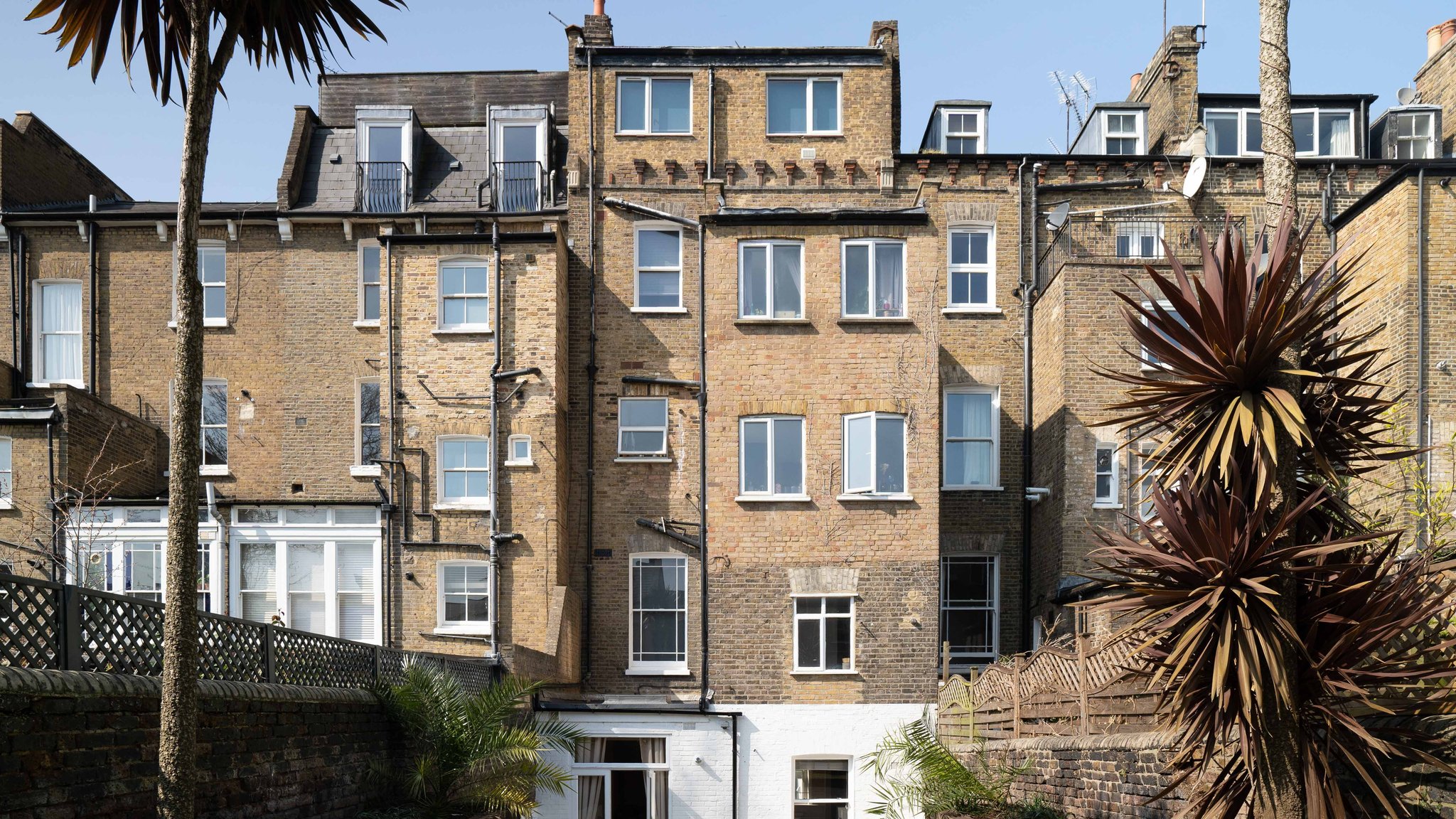 Exterior_S
