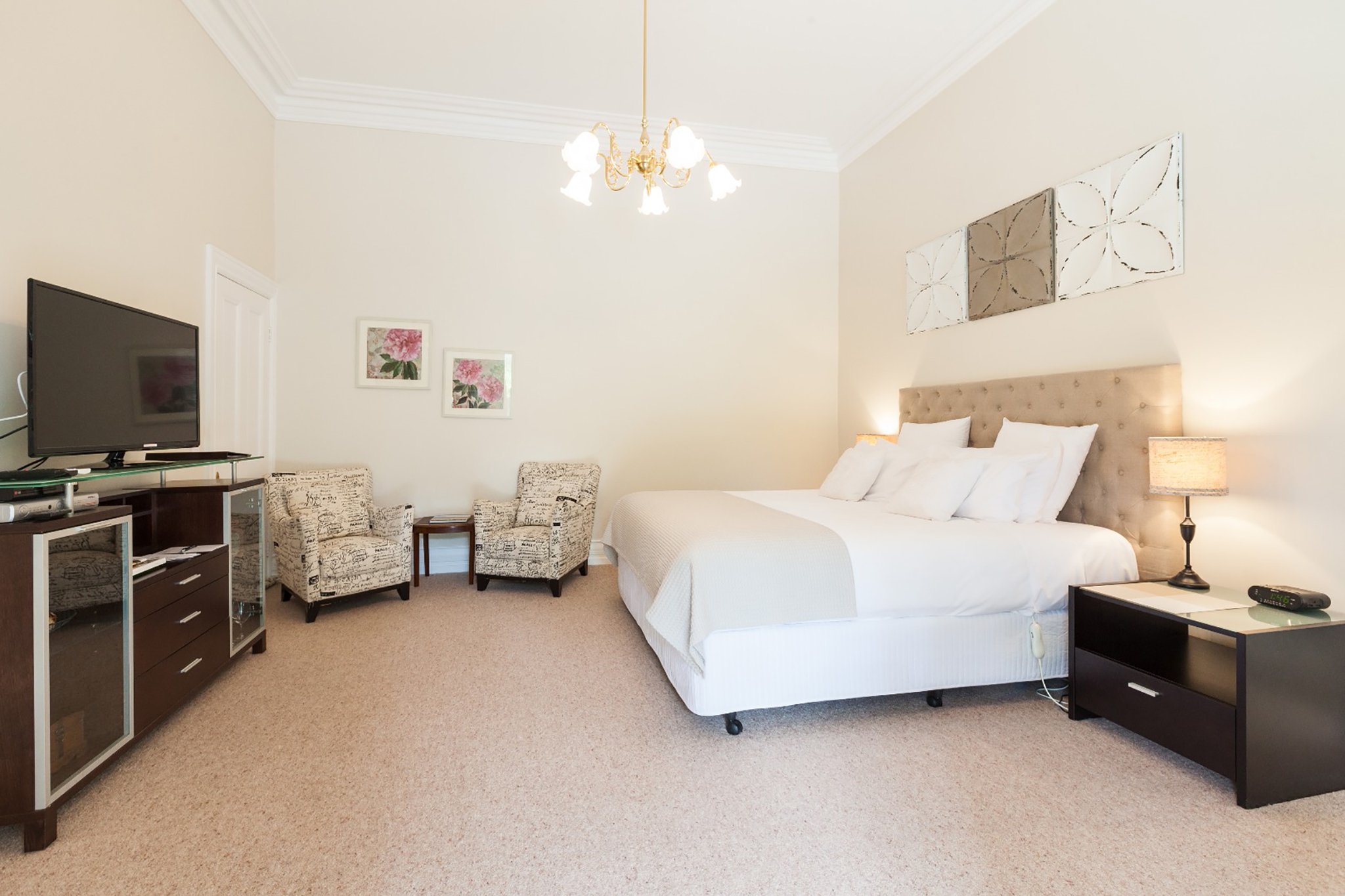 King_Spa_Room_S