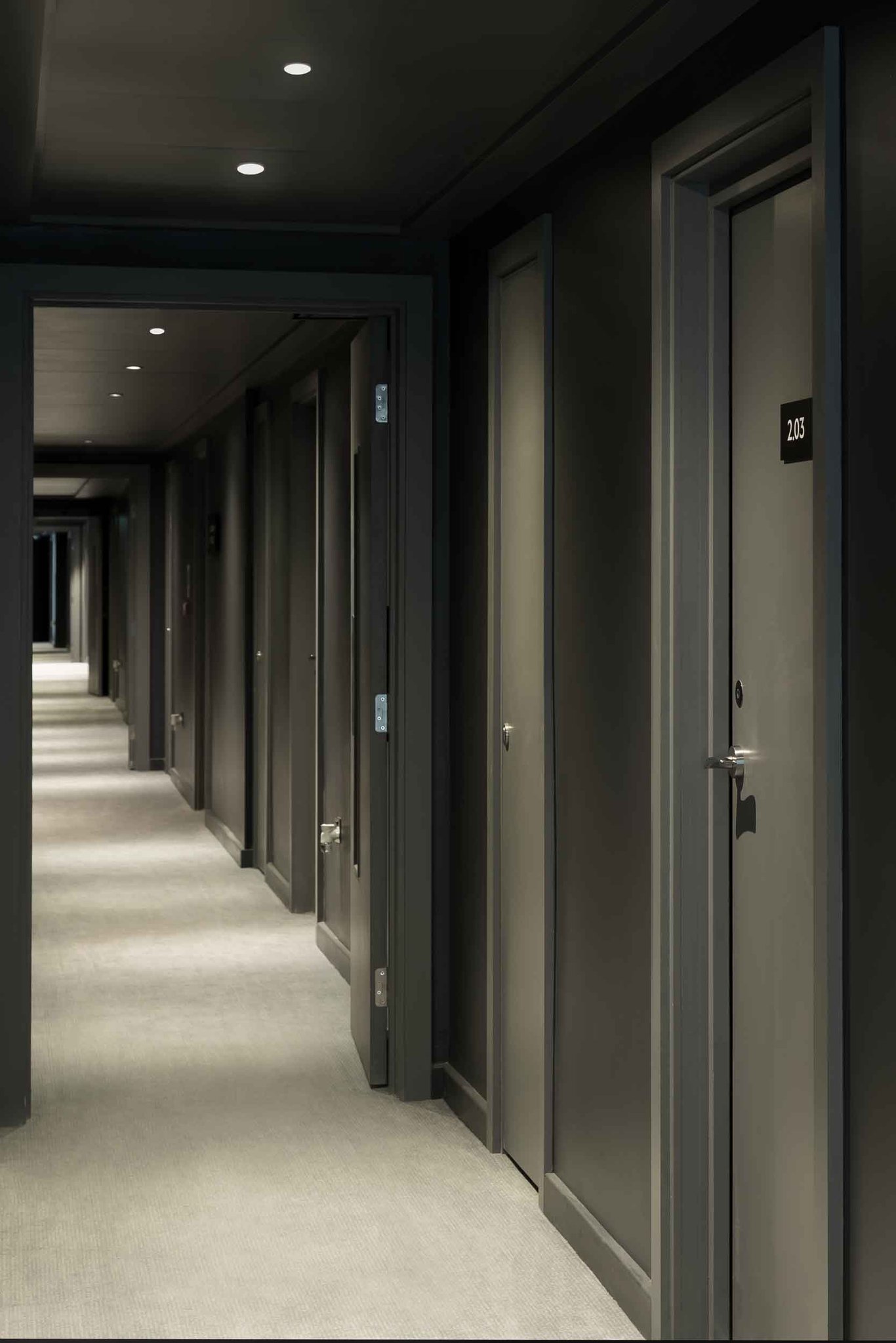 Hallway_1_S