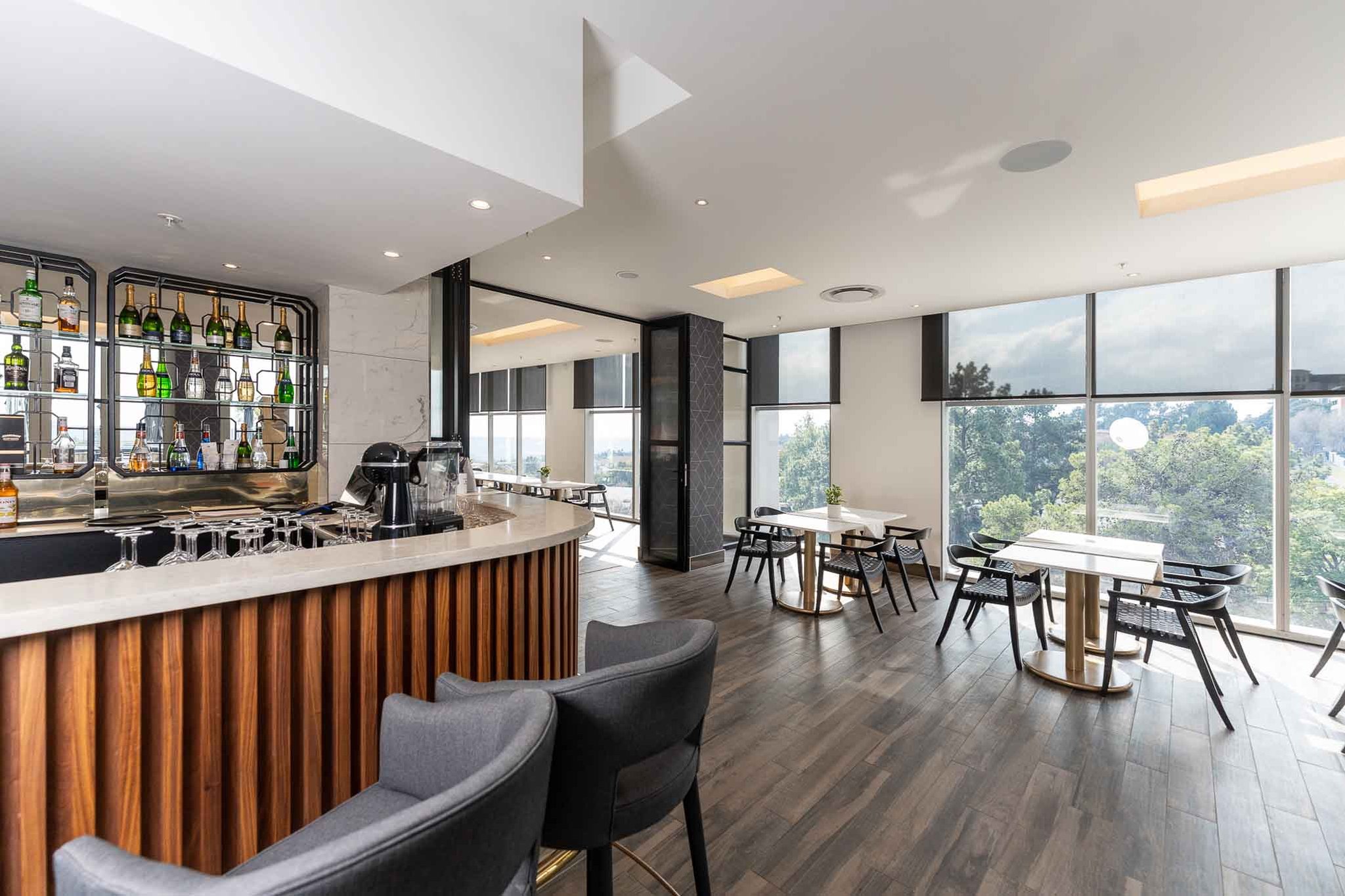 Clubroom_3_S