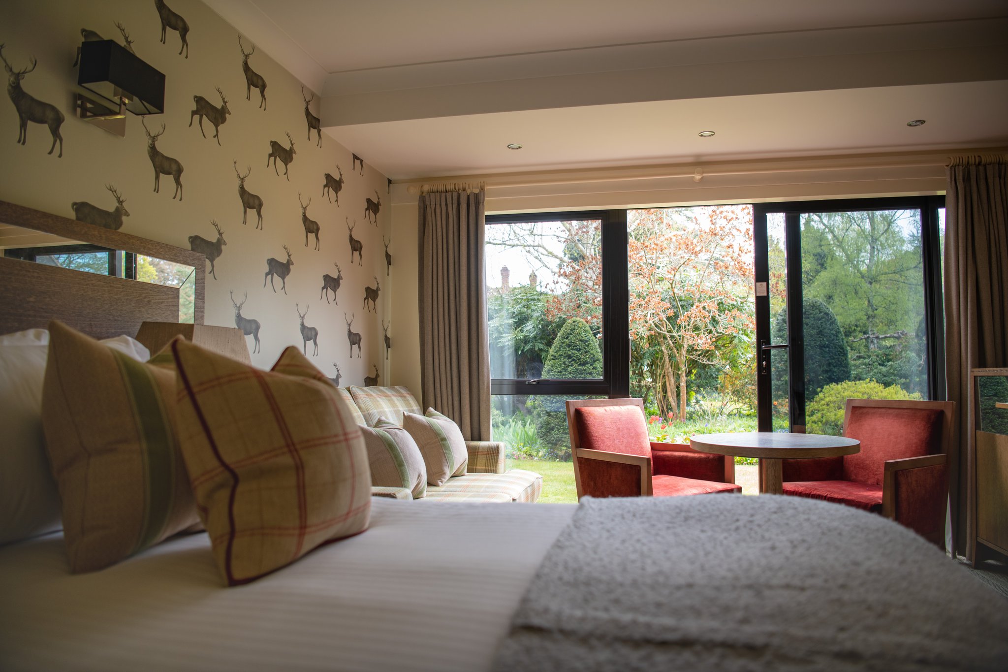 Superior_Oakwood_Double_Room_S