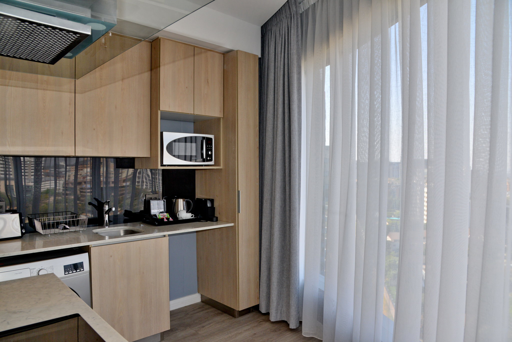 Junior_Suite)Room_1727_(6)_S