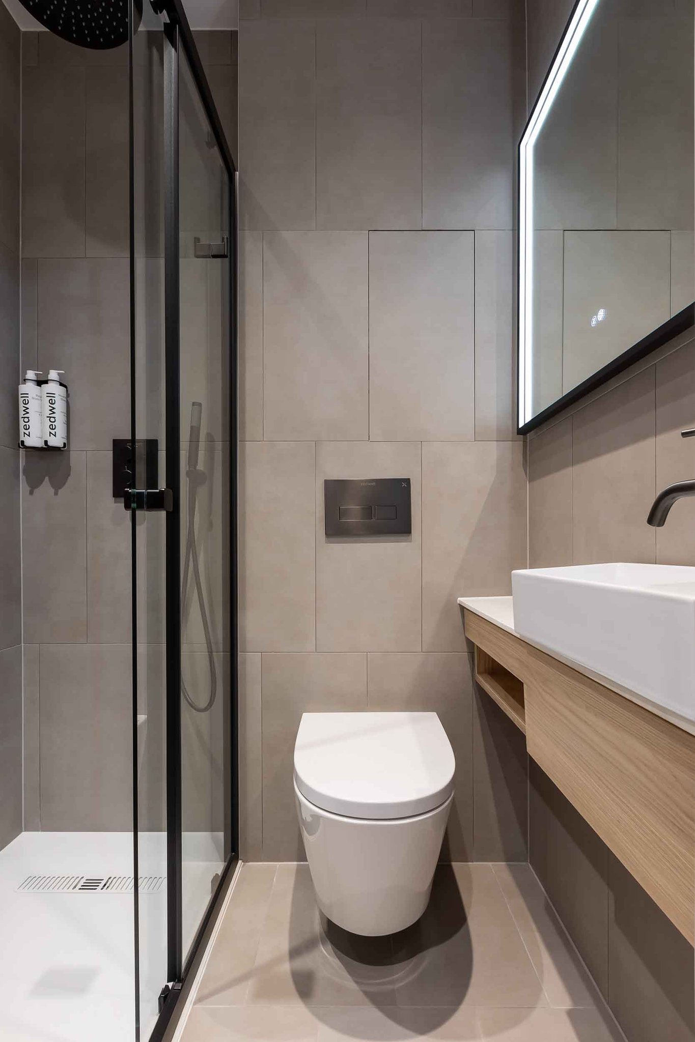 Cocoon_2_-_Bathroom_S