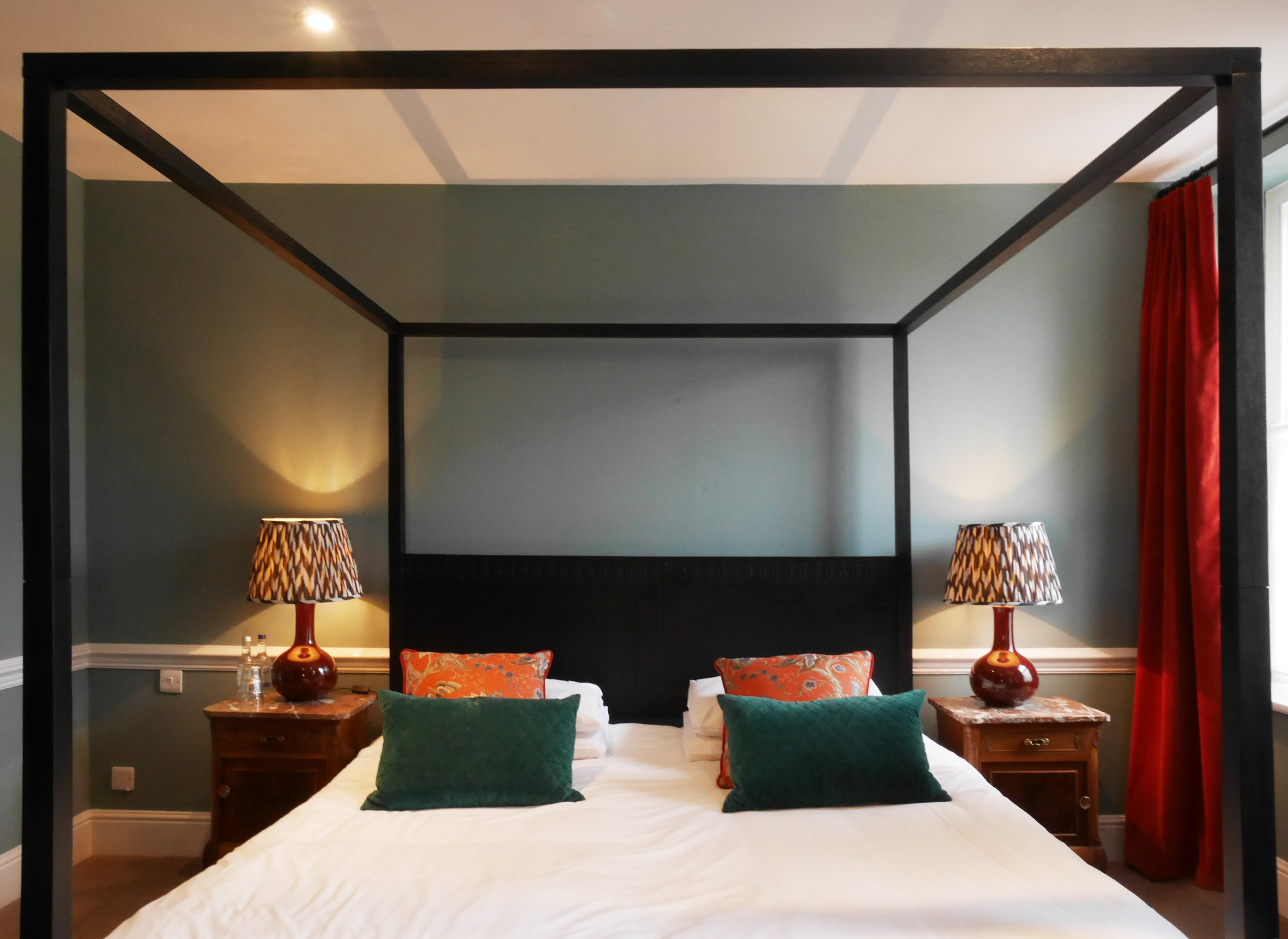 King_Room_(2)_S