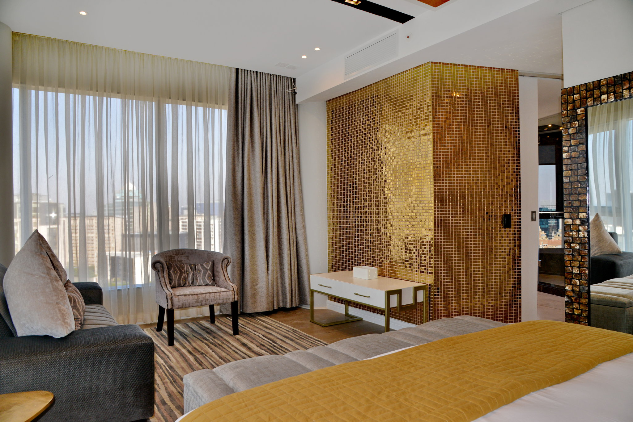 Room_Penthouse_East_(15)_S