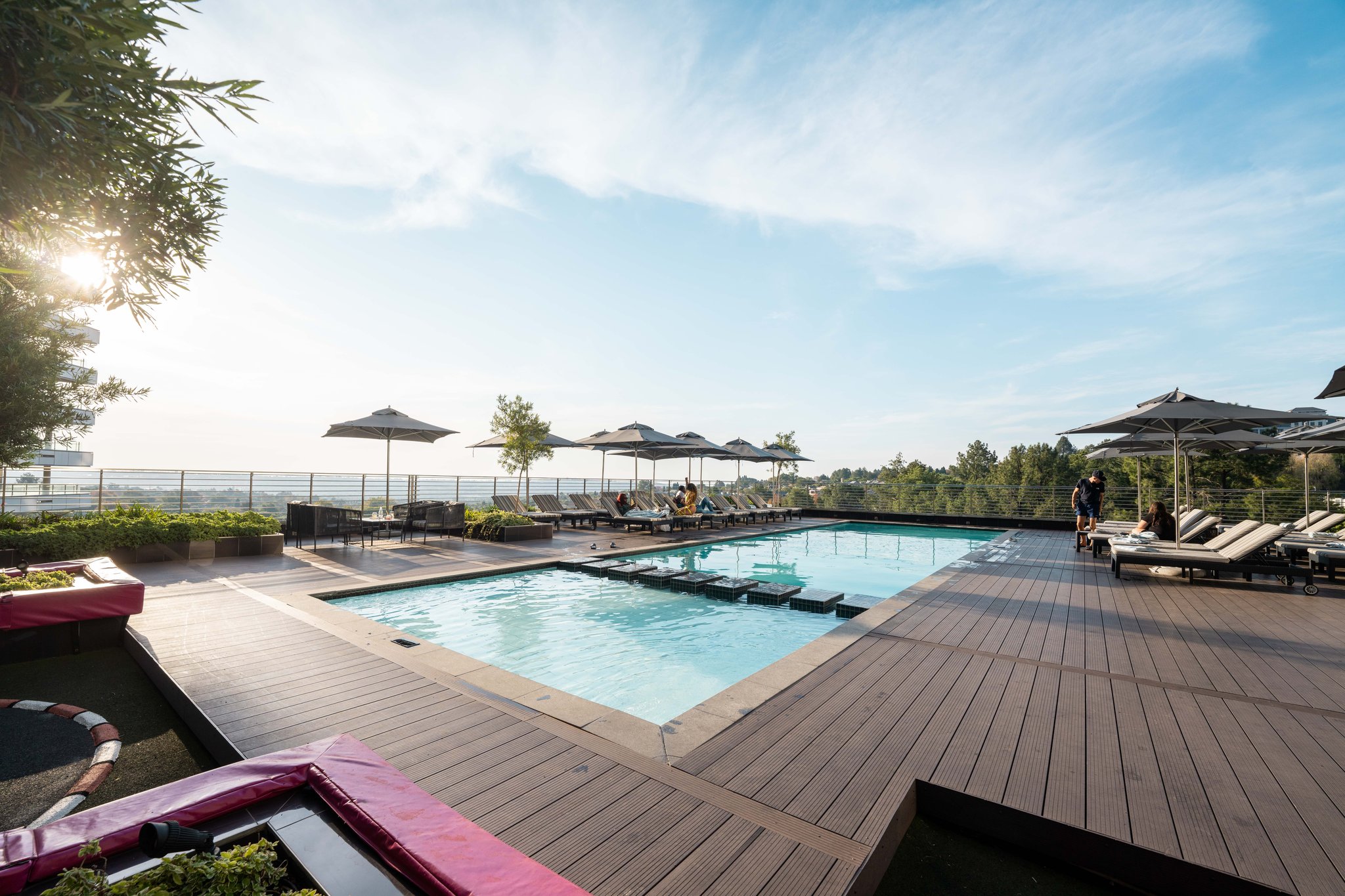 Pool_Deck-05_S