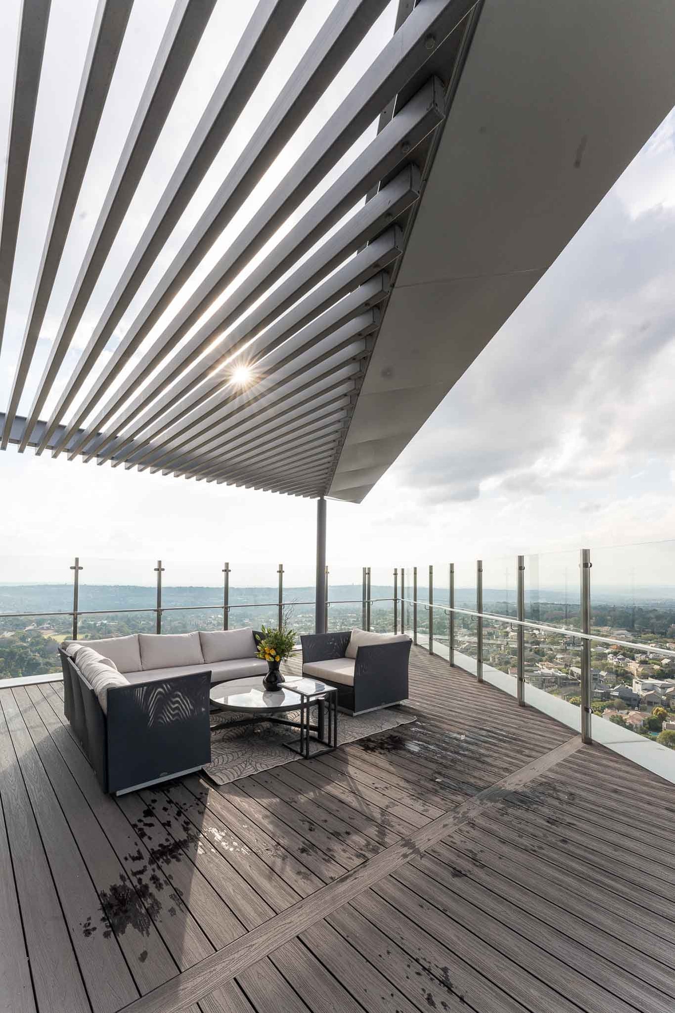 West_Penthouse_Room-17_S