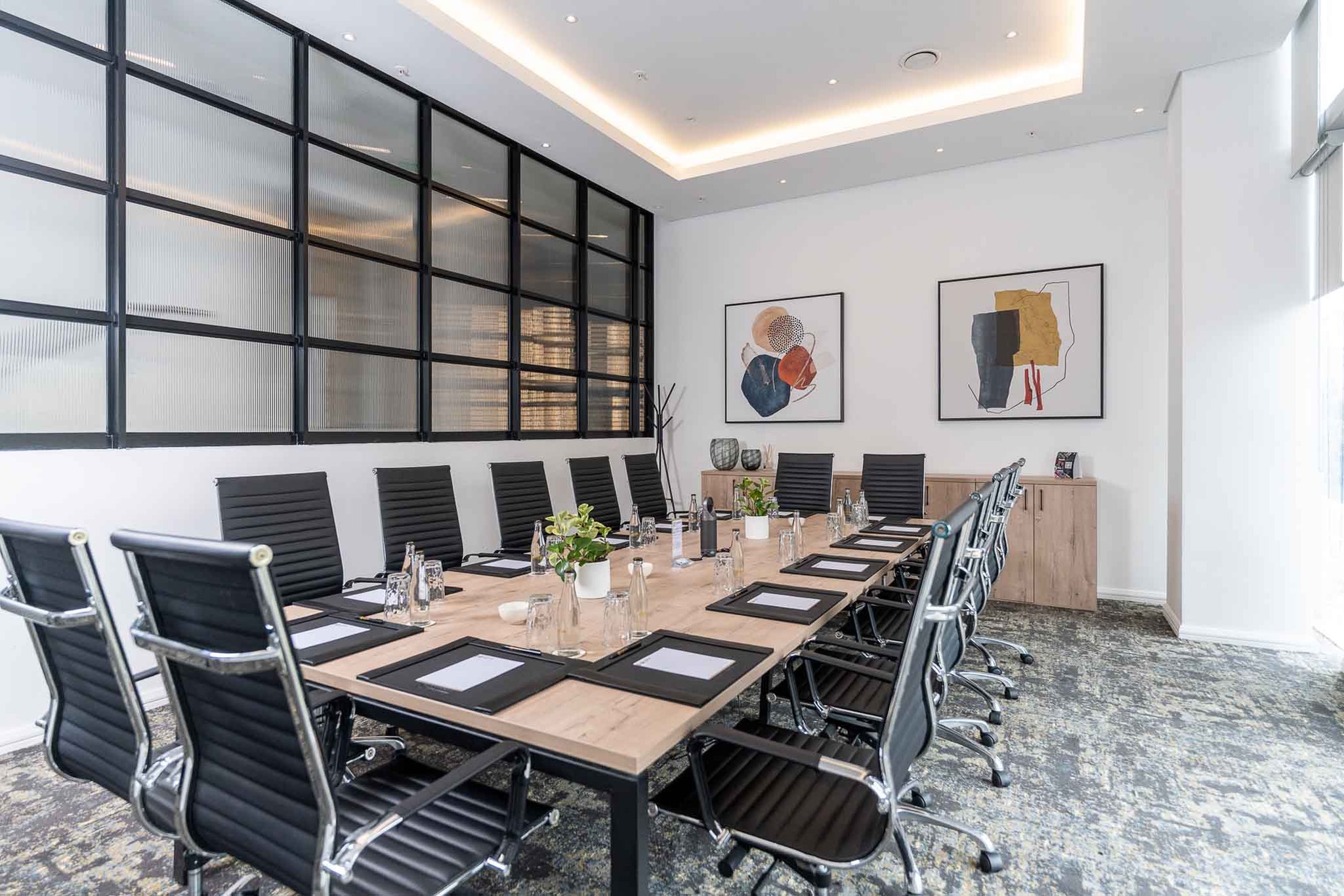 Boardroom-08_S
