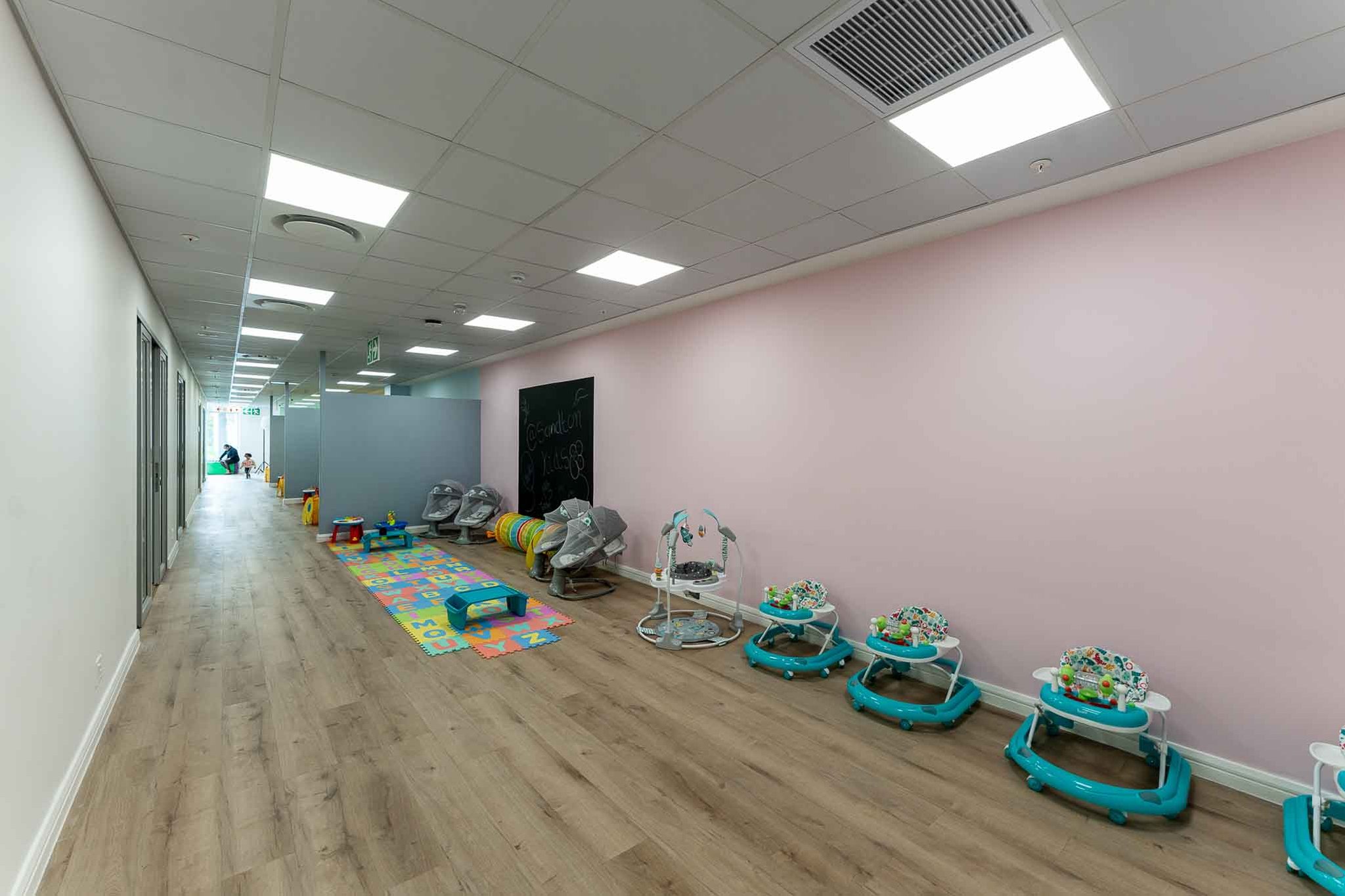 Kids_Outdoor_Play_Area-10_S