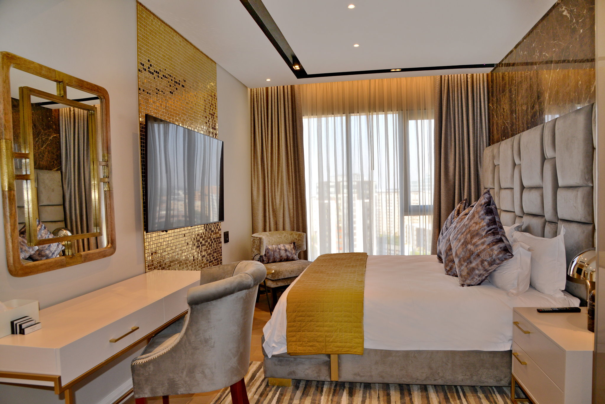 Room_Penthouse_East_(9)_S