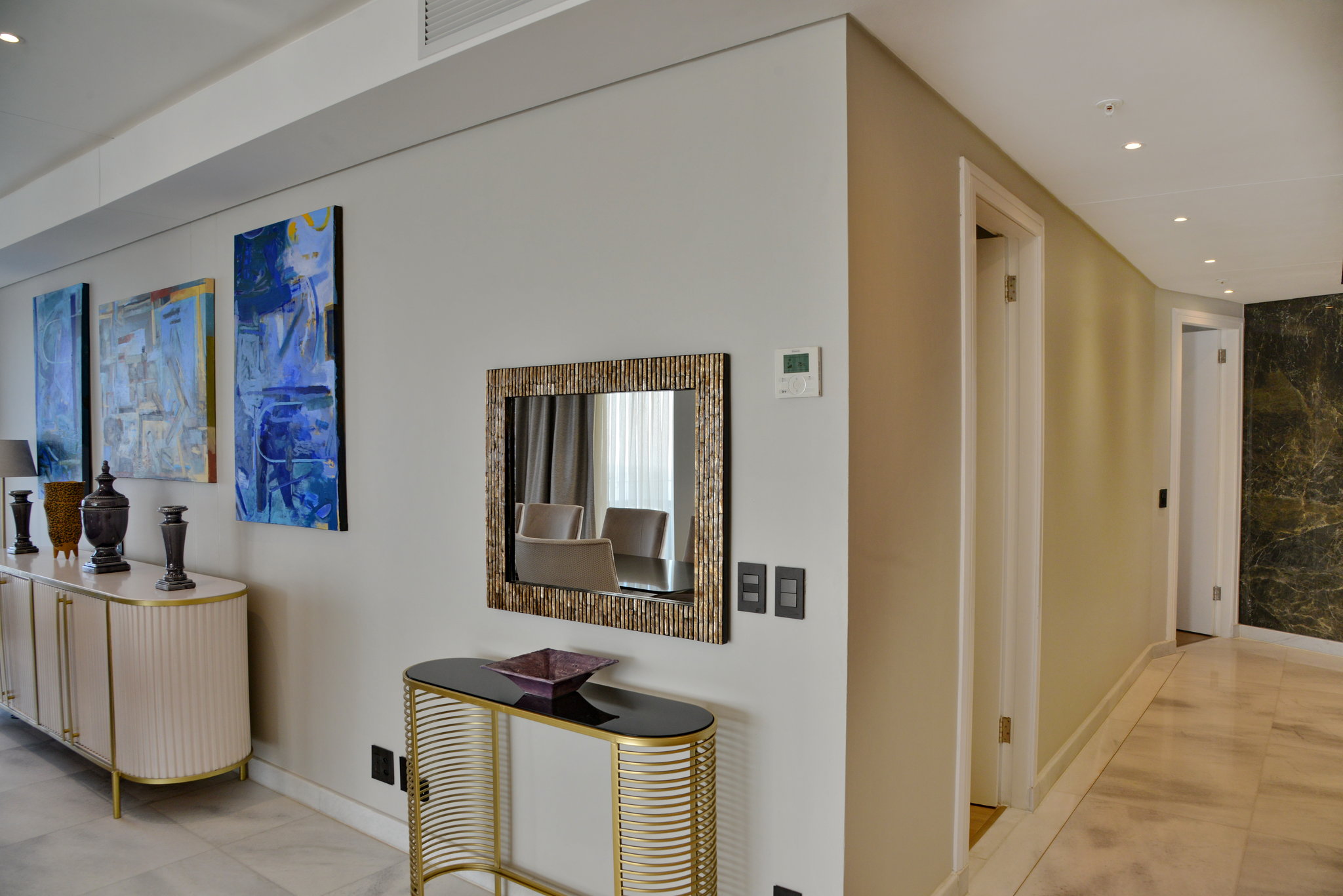 Room_Penthouse_East_(21)_S