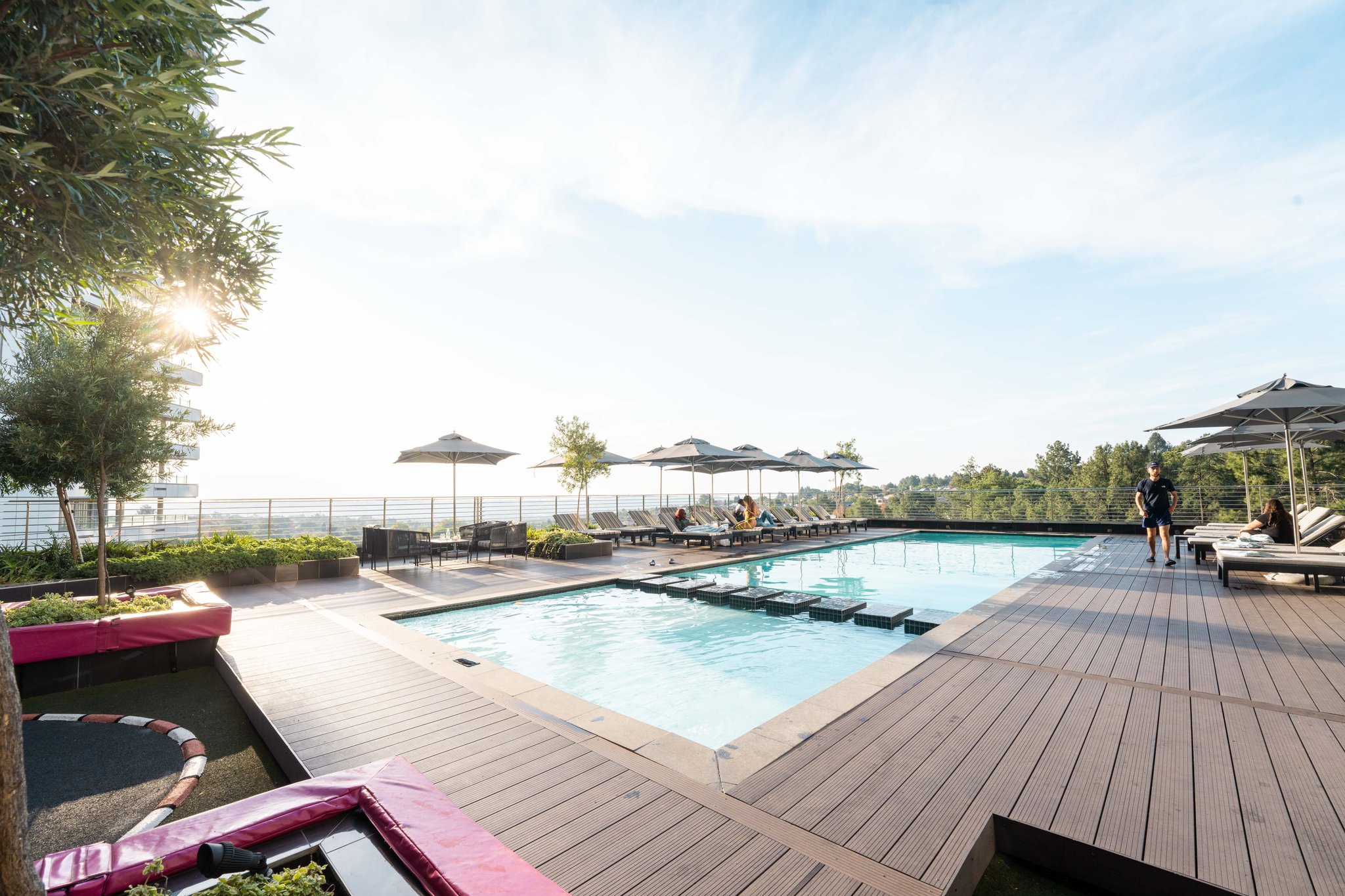 Pool_Deck-06_S