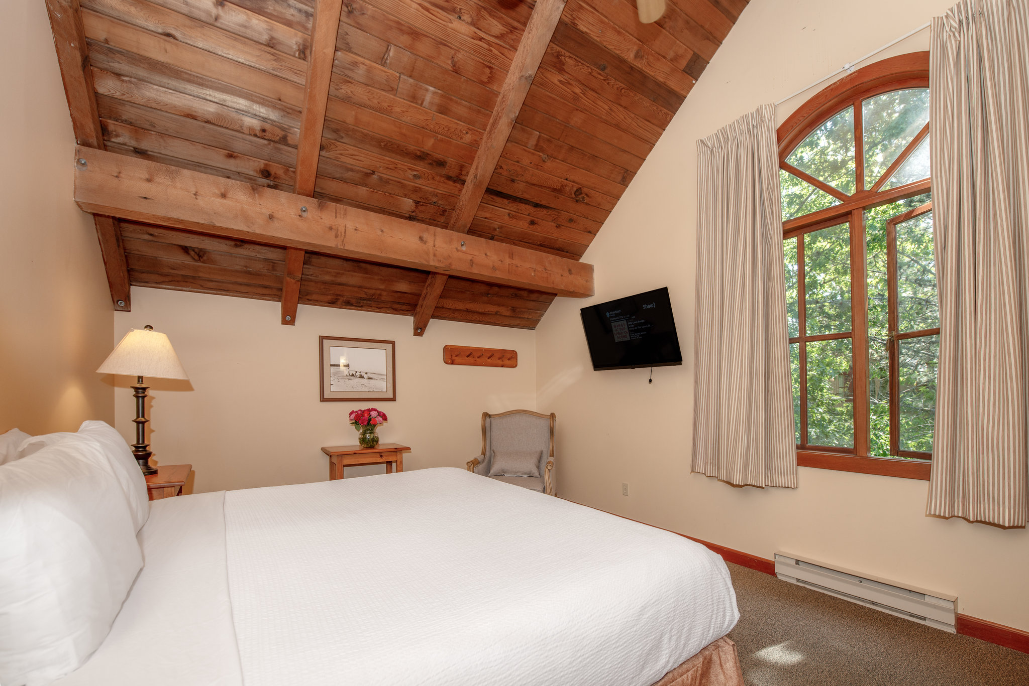 Garden_View_Executive_Loft-05_S