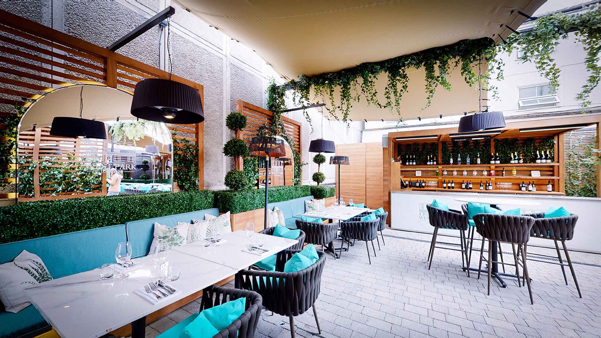 West_park_Hotel_Courtyard_Harrogate_Overview_(23)_S