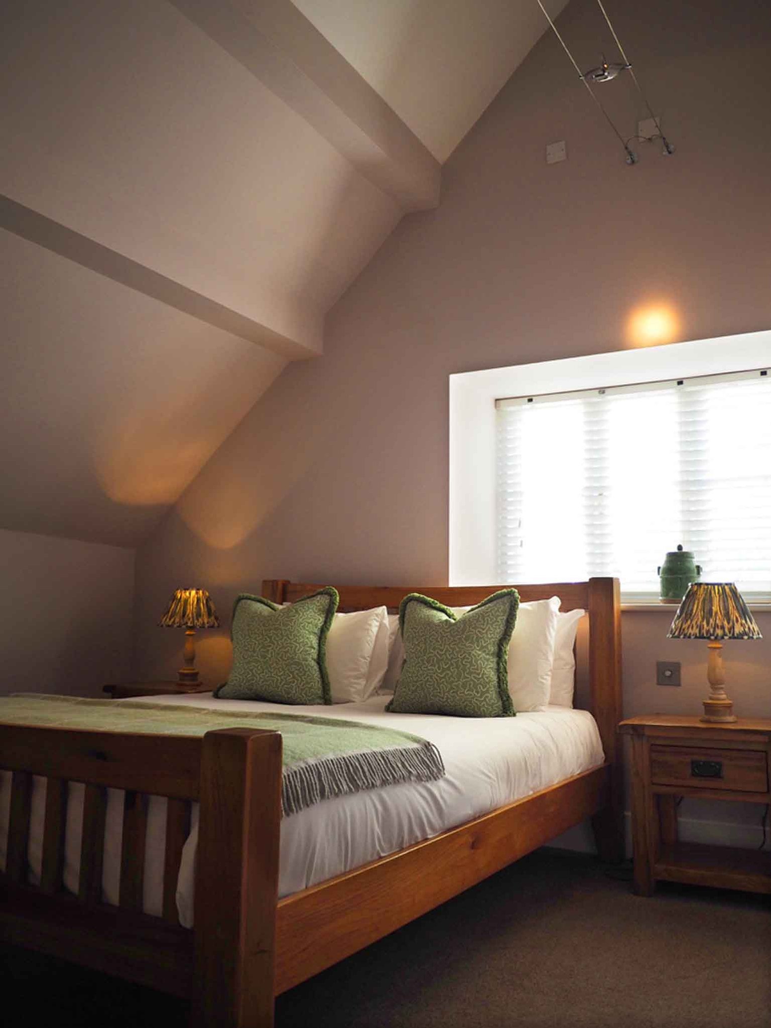 C1K_-_Standard_king_(10)_S