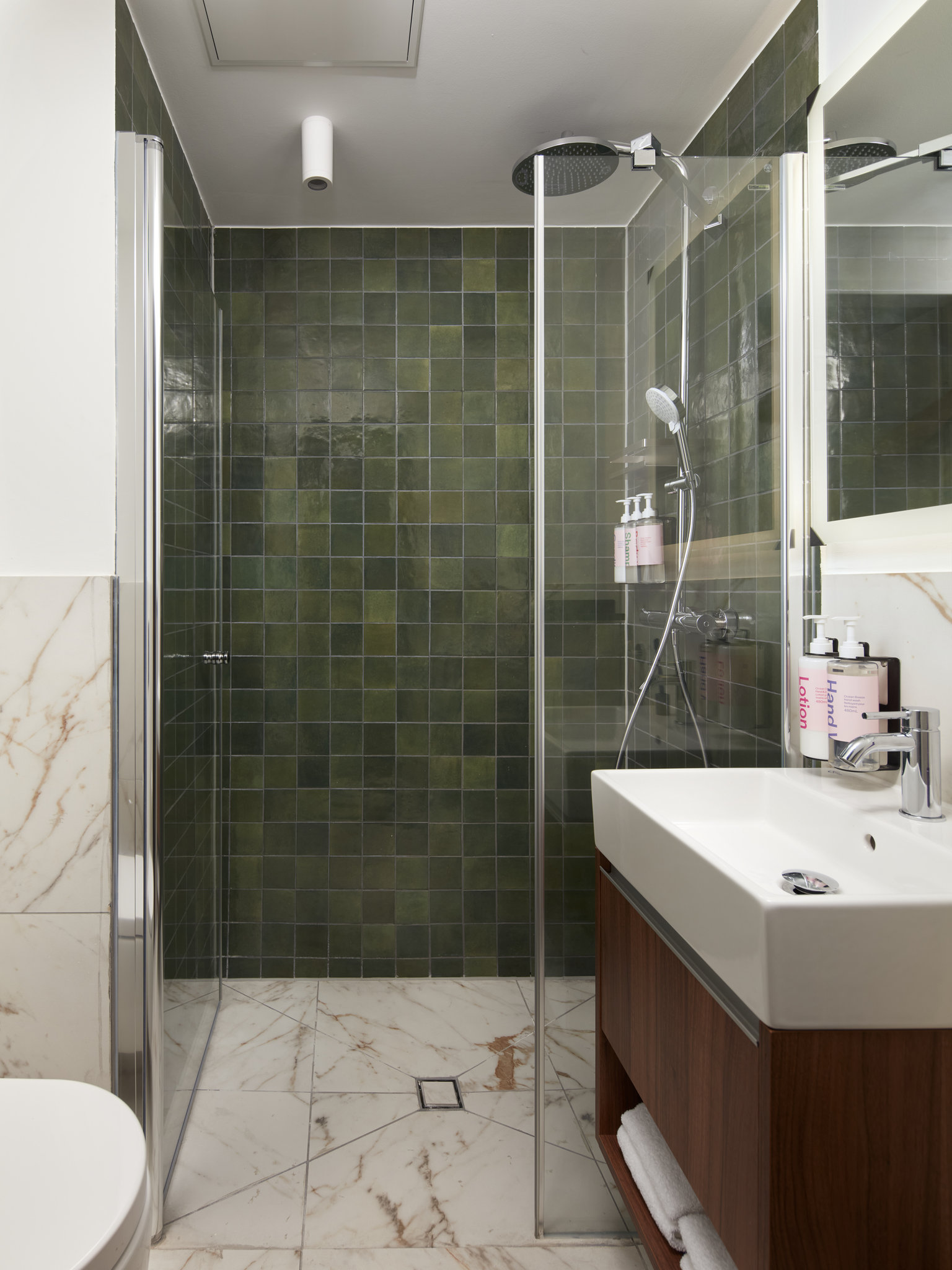 Copy_of_Room_401_9168_layers_S