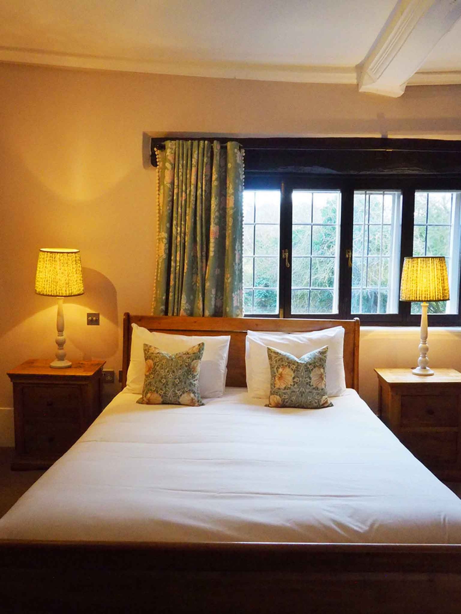 B1D_-_Superior_king_(7)_S