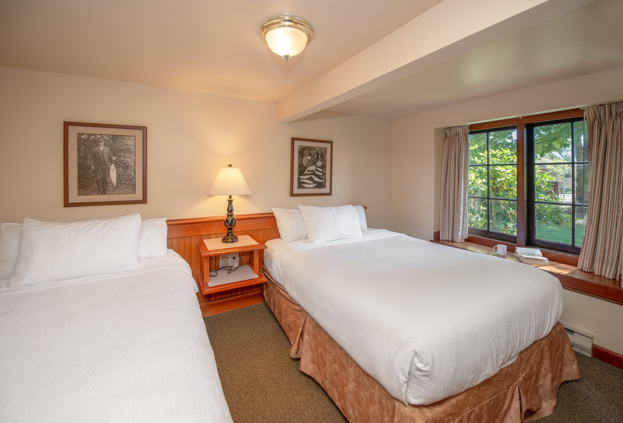 Garden_View_Two_Bedroom_Cabin-03_S