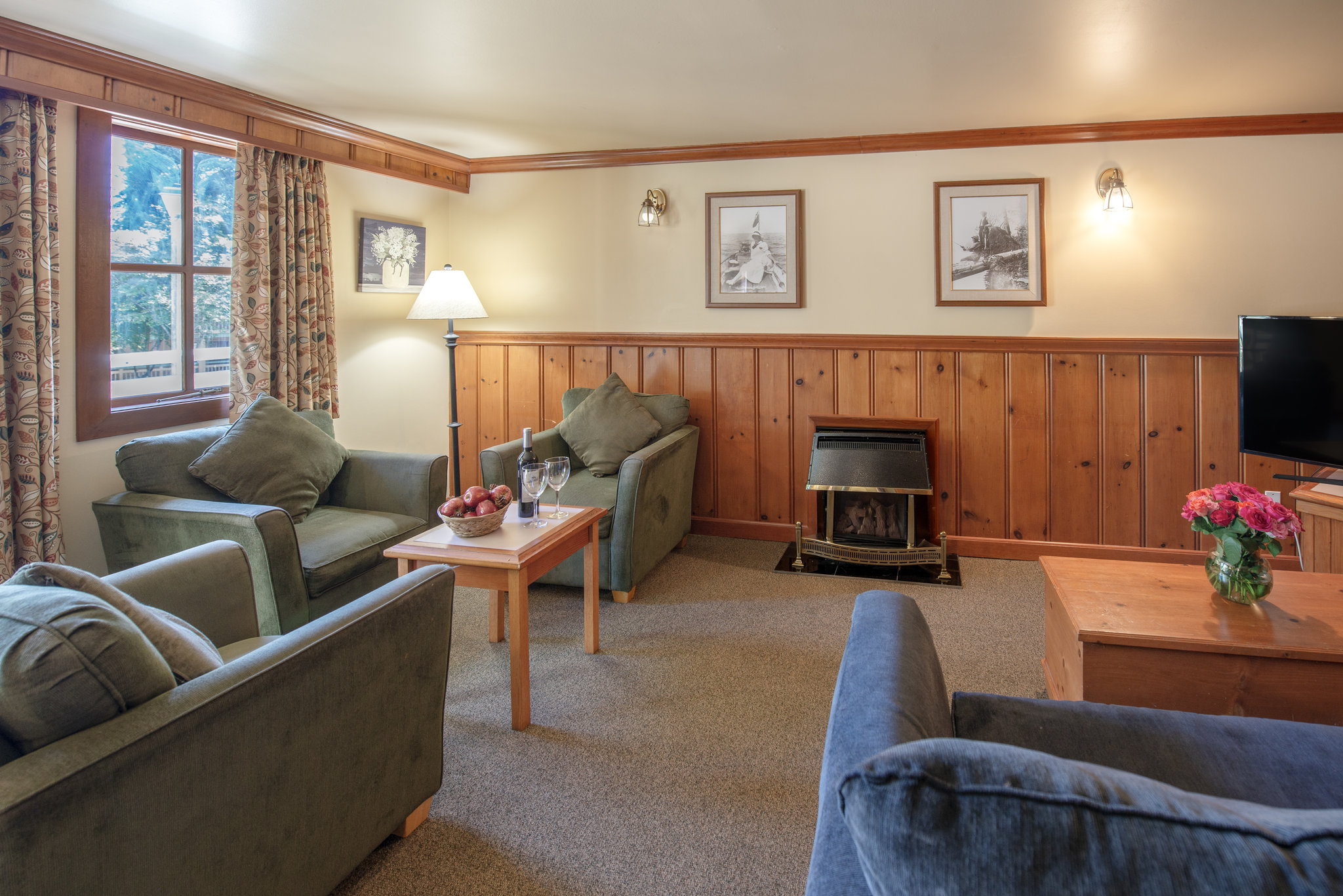 Garden_View_Three-Bedroom_Cabin-14_S