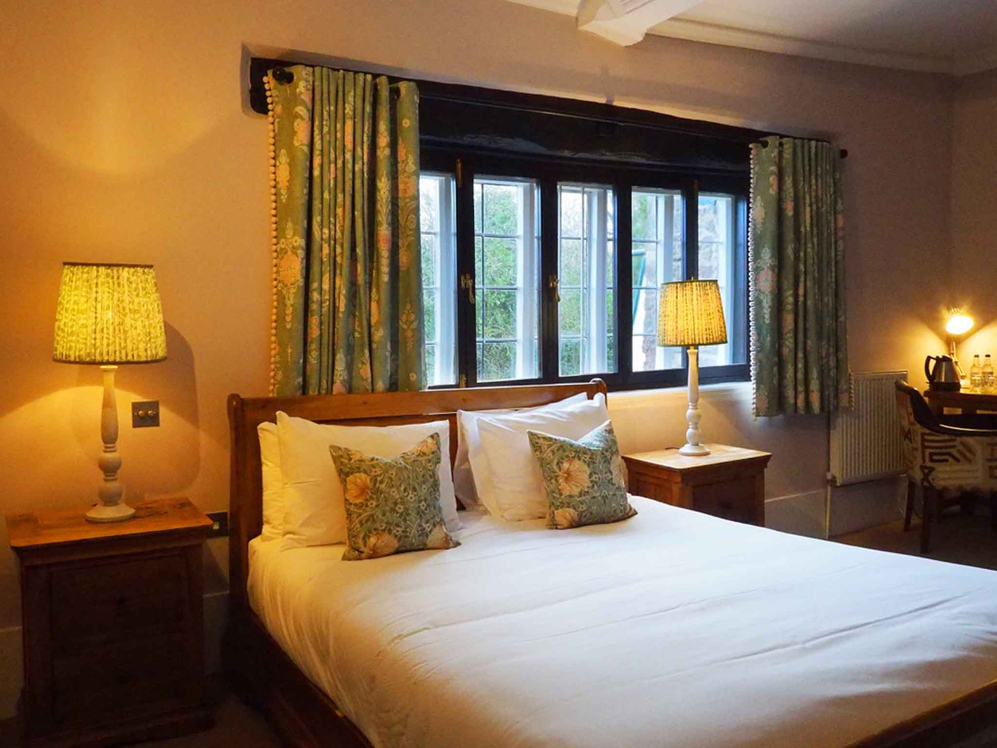 B1D_-_Superior_king_(10)_S