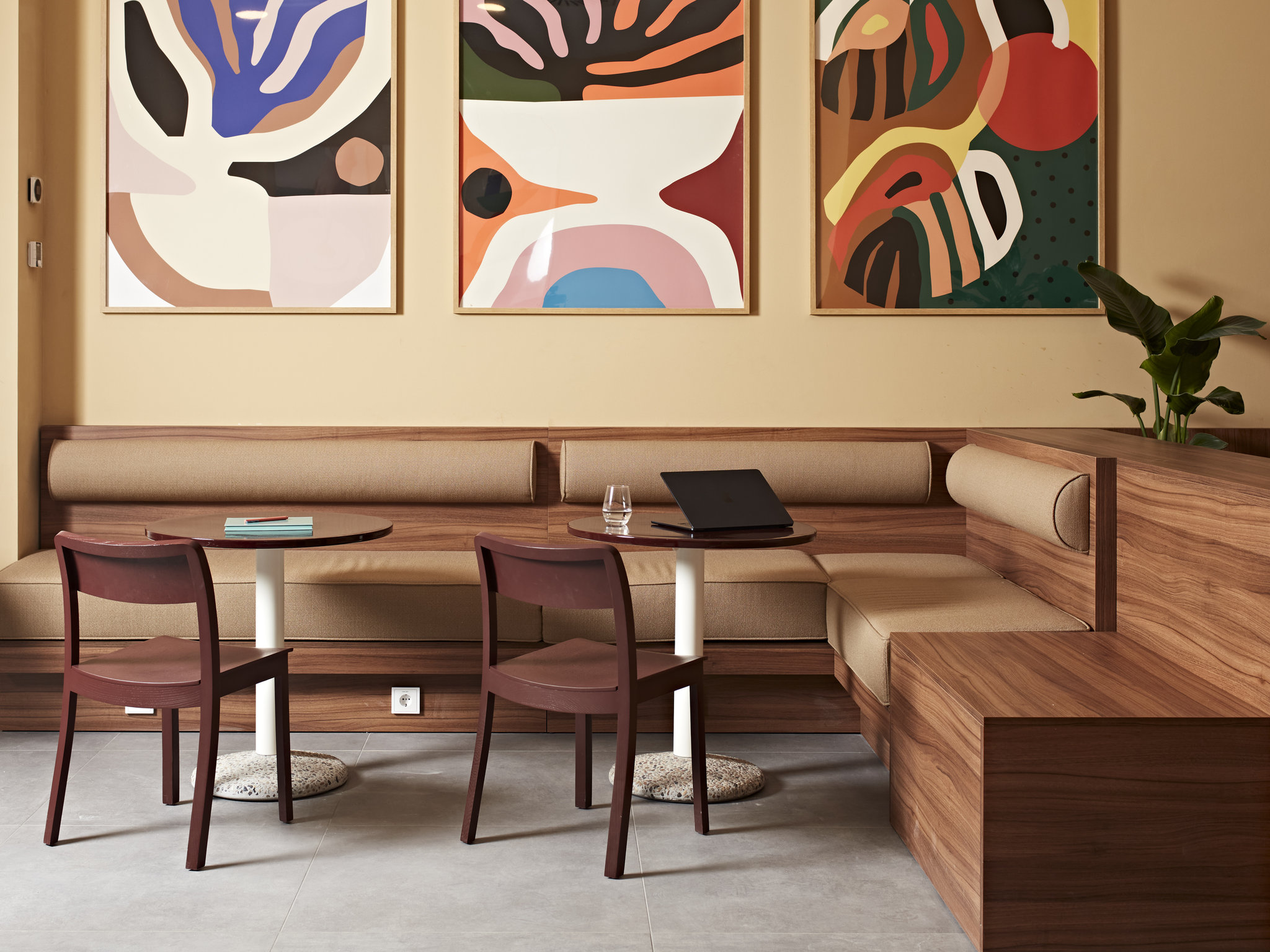 Copy_of_Lobby_87331_S