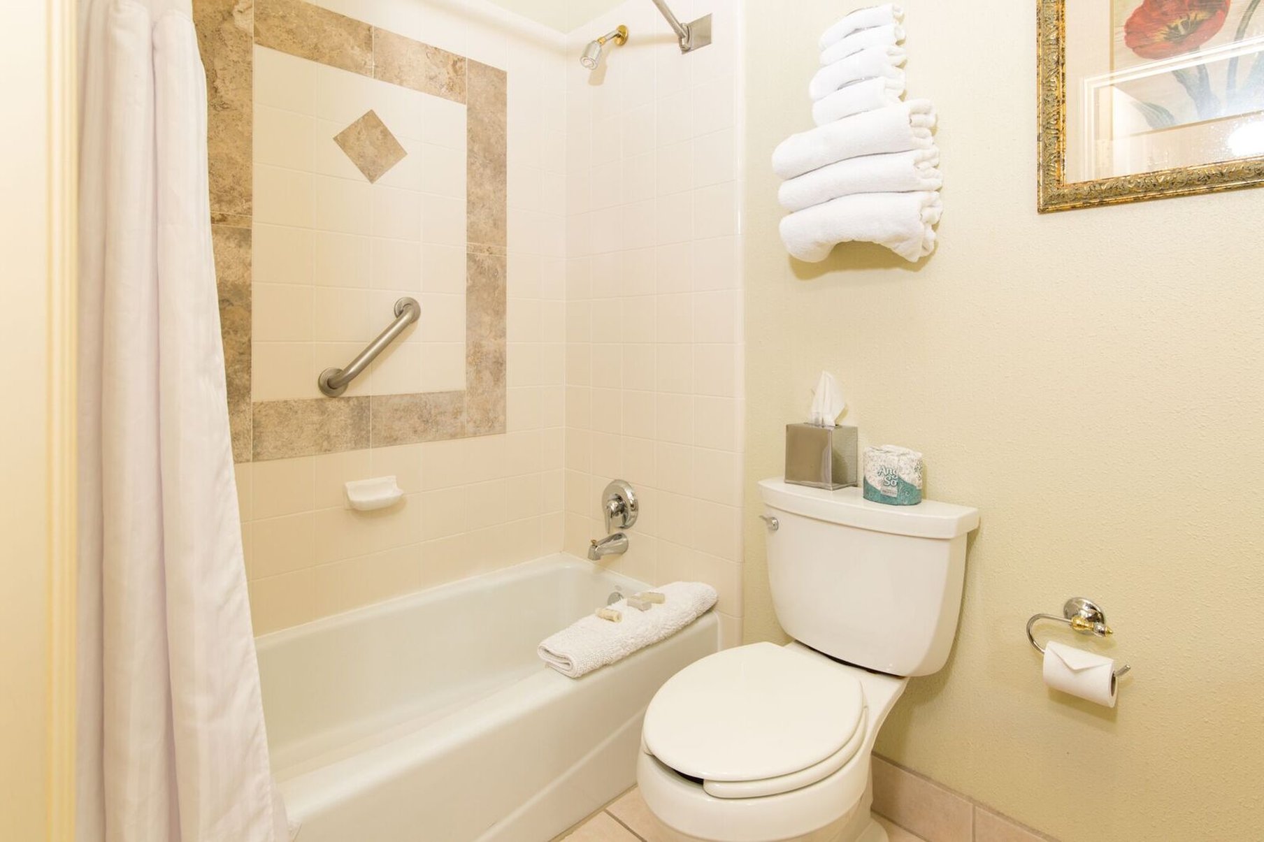 King_Premium_Bathroom2_S