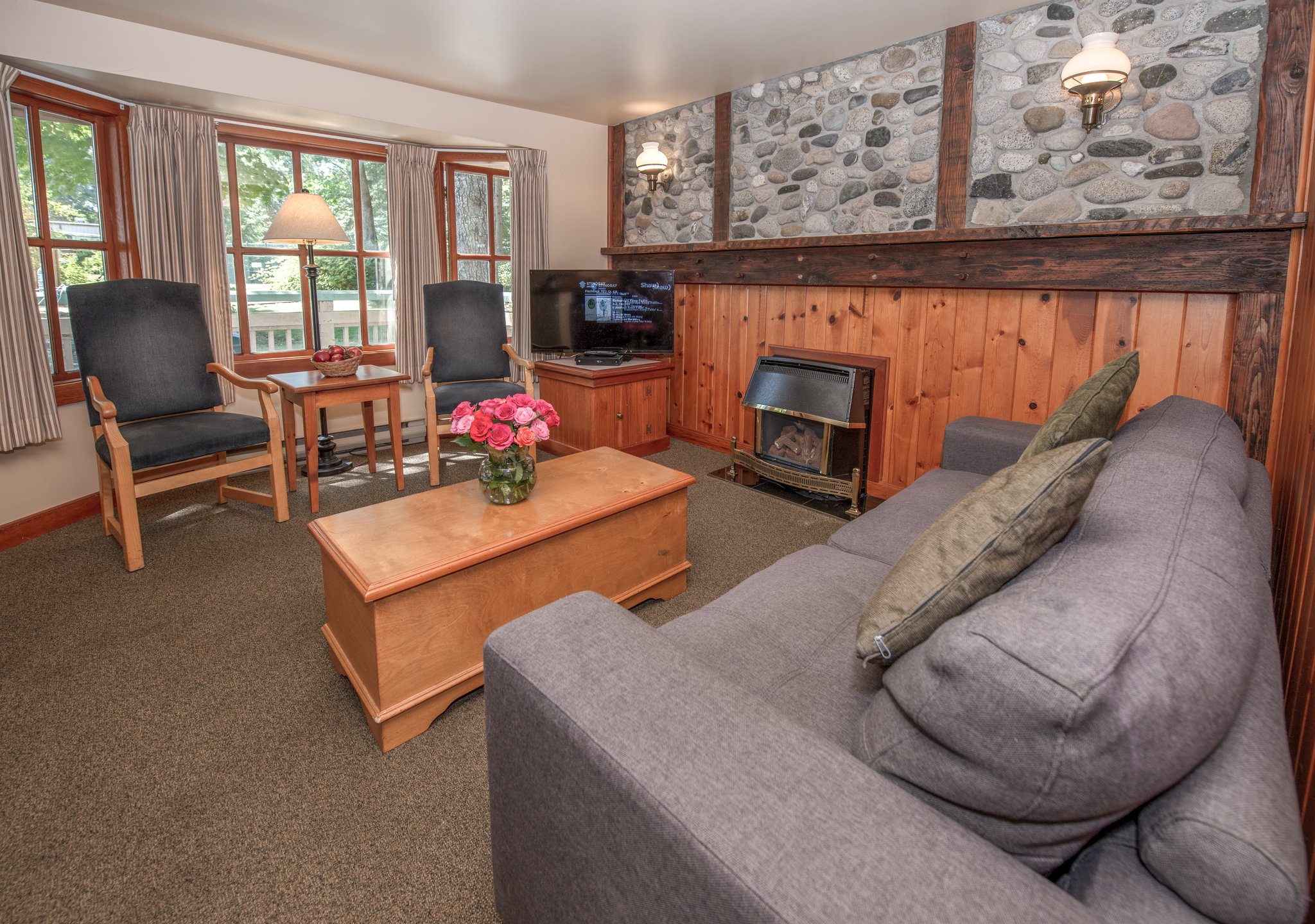 Garden_View_One-Bedroom_Cabin-01_S