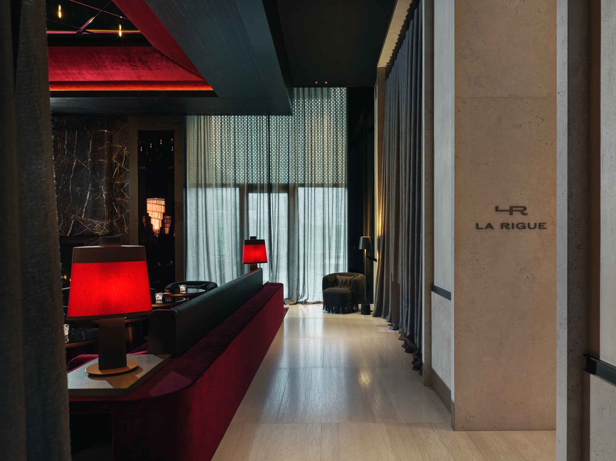 Interior_Bar_-_La_R_serve_Resort_(7)_S