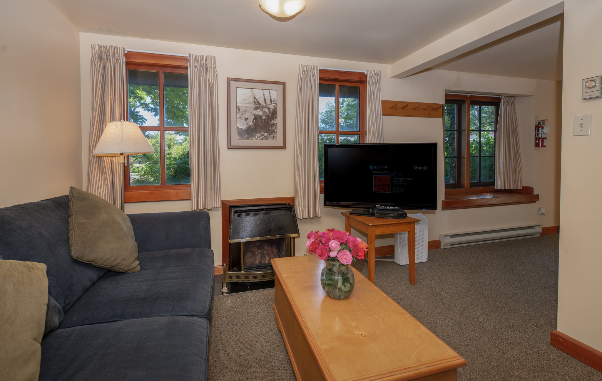 Garden_View_Two_Bedroom_Cabin-05_S