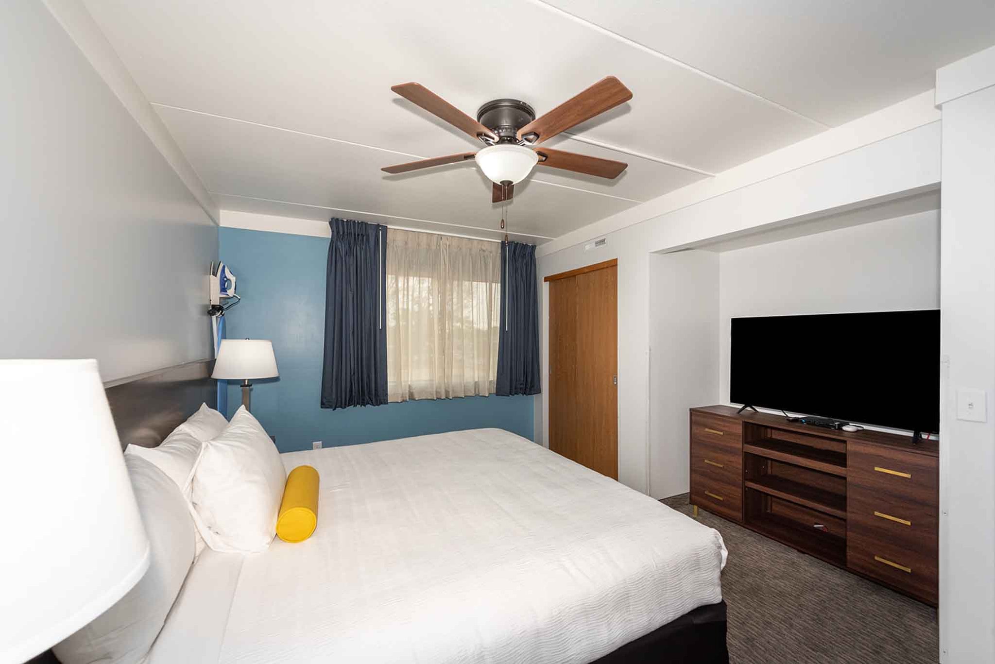 Two_bedroom_apartment-04_S