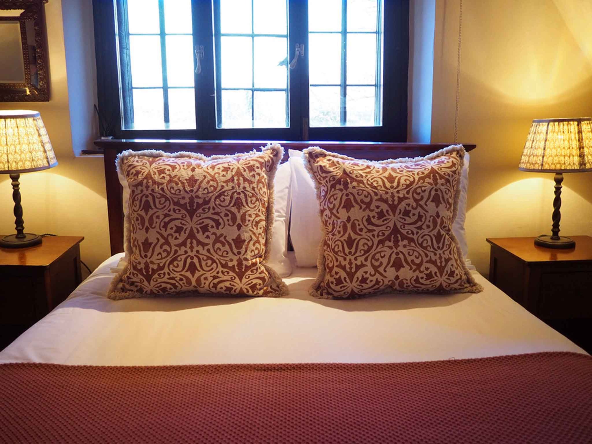 C1K_-_Standard_king_(9)_S