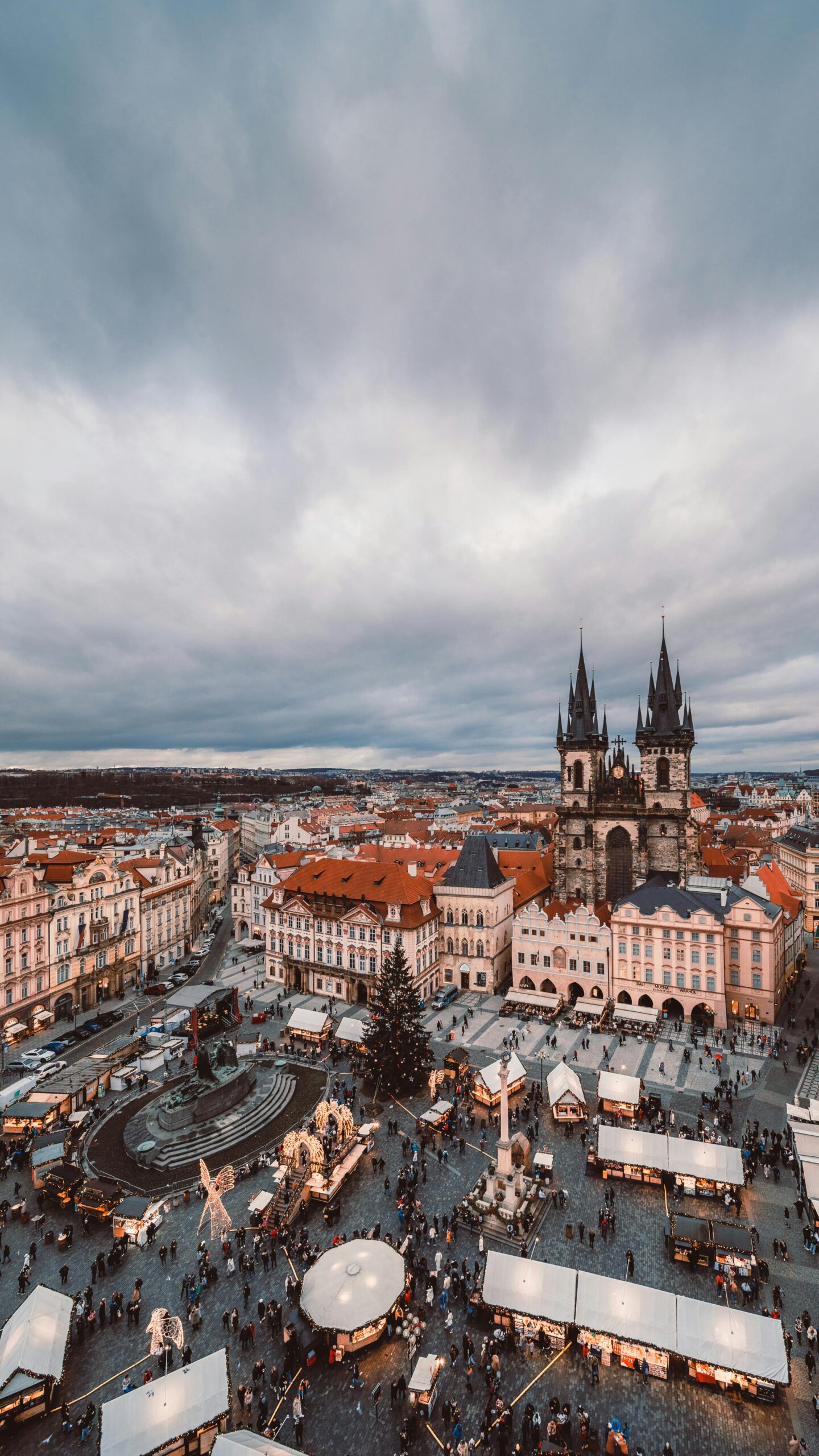 pexels-masoodaslami-15112647