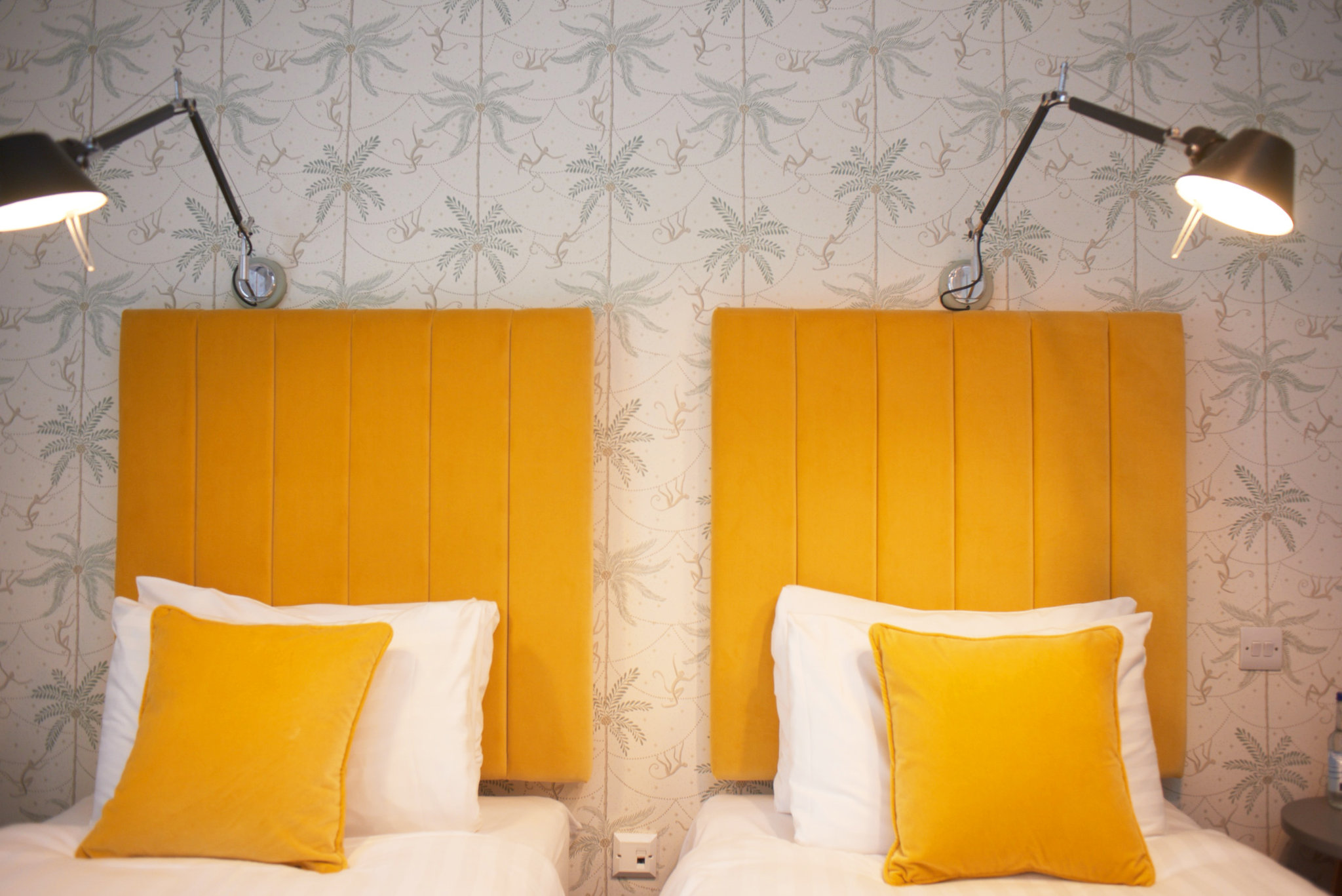 C2T_-_Twin_Room_(1)_S