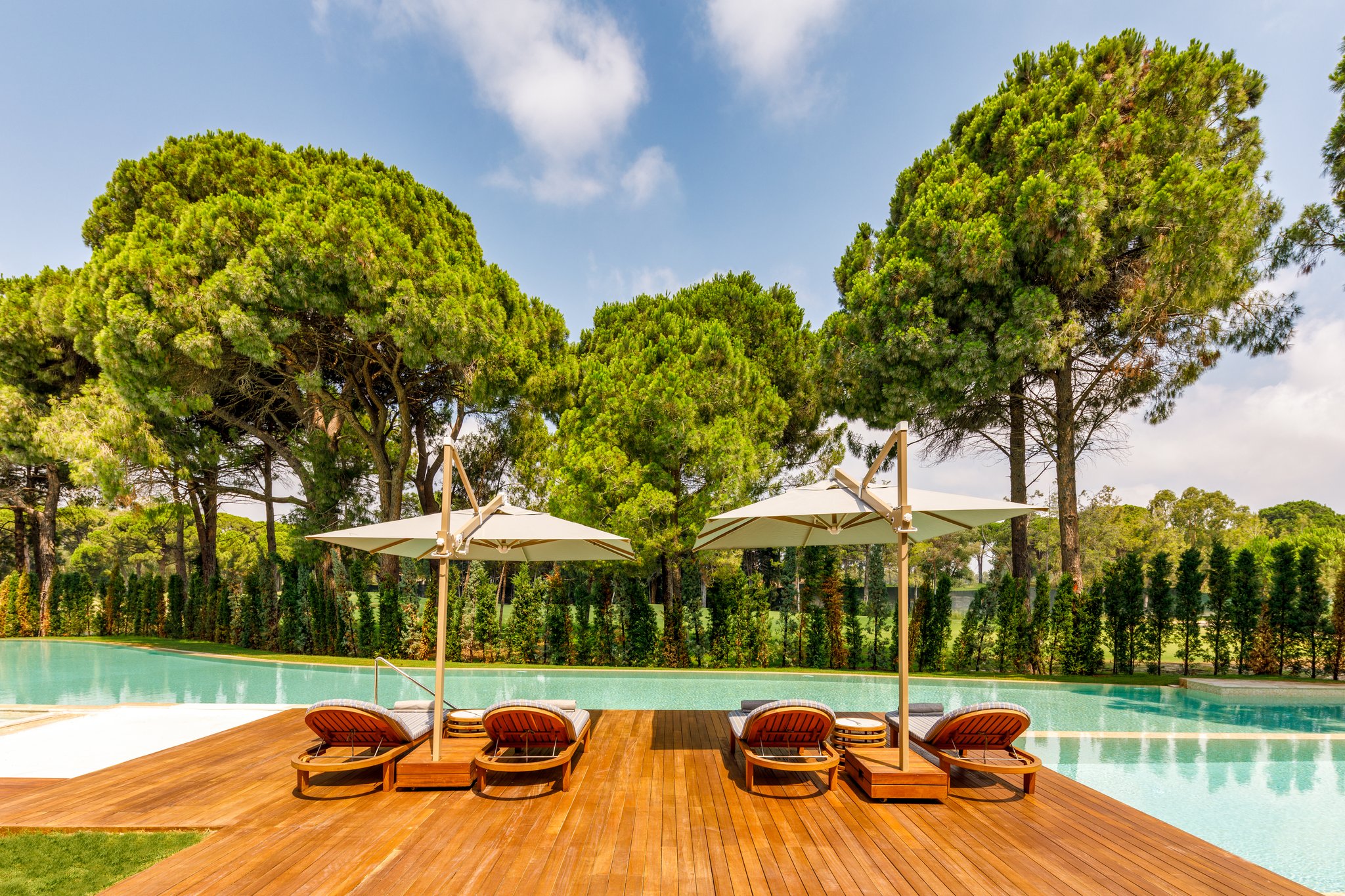 6S1QOgrn02ua7gUox5cZA_Grand_Mansions_Ourdoor_9_S