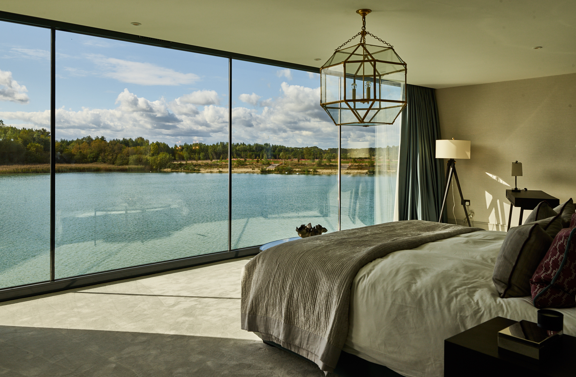 191019_OCT_Lakes_6.04_HR064